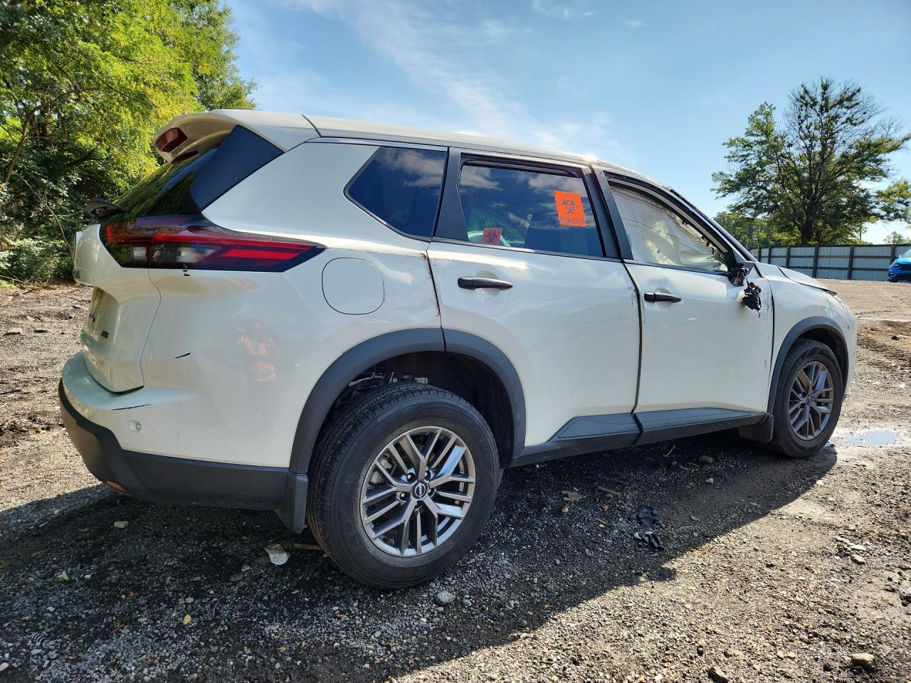 2024 Nissan Rogue S White vin: 5N1BT3AB2RC689905 Damage: Right Qtr Panel, Severe Damage, Replacement Required