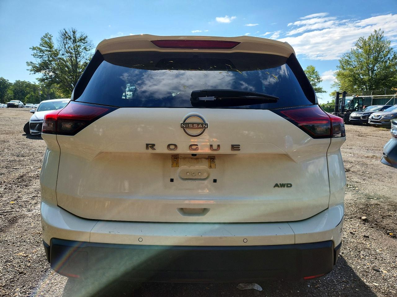 2024 Nissan Rogue S White vin: 5N1BT3AB2RC689905