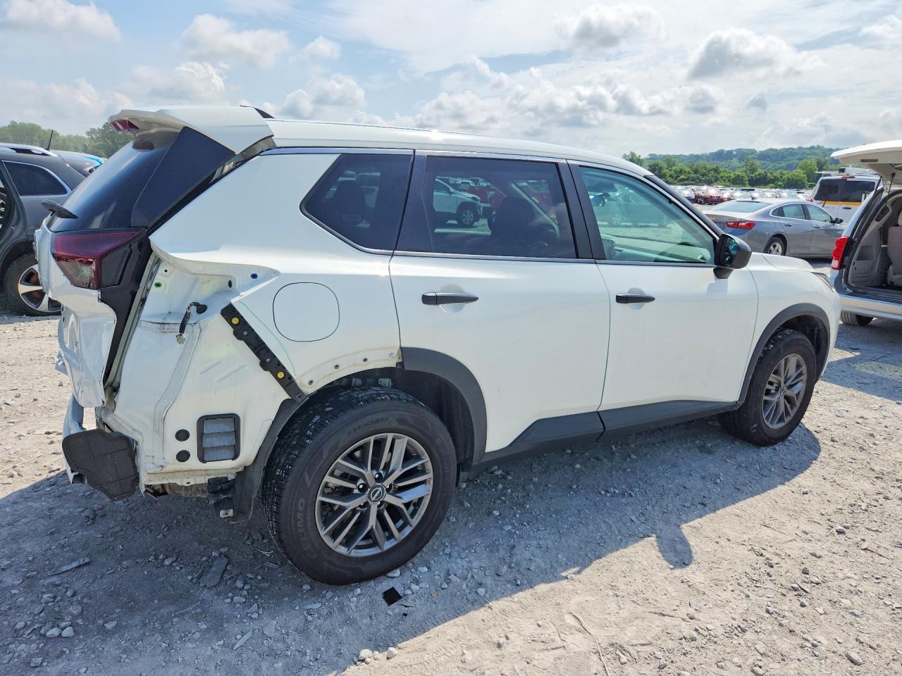 2023 Nissan Rogue S White vin: 5N1BT3AB7PC888719