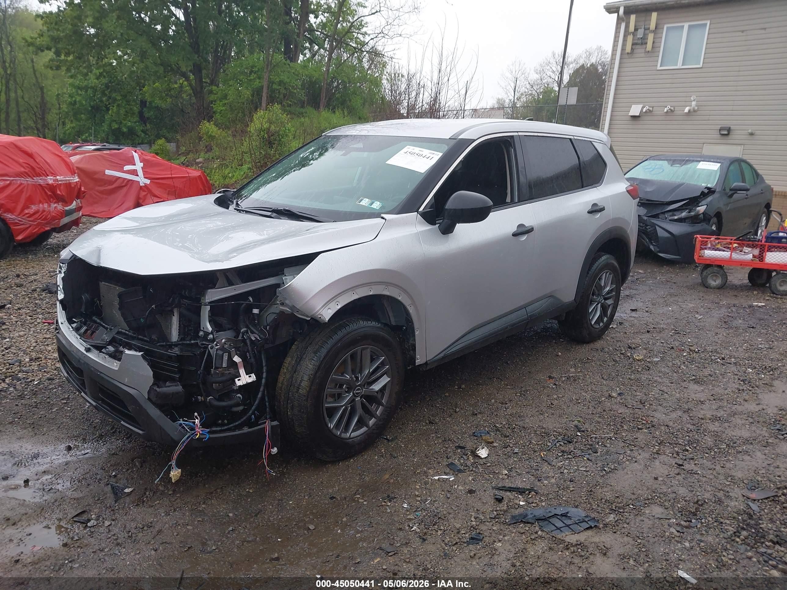 2024 Nissan Rogue S Intelligent Awd Серебряный vin: 5N1BT3AB7RC674882