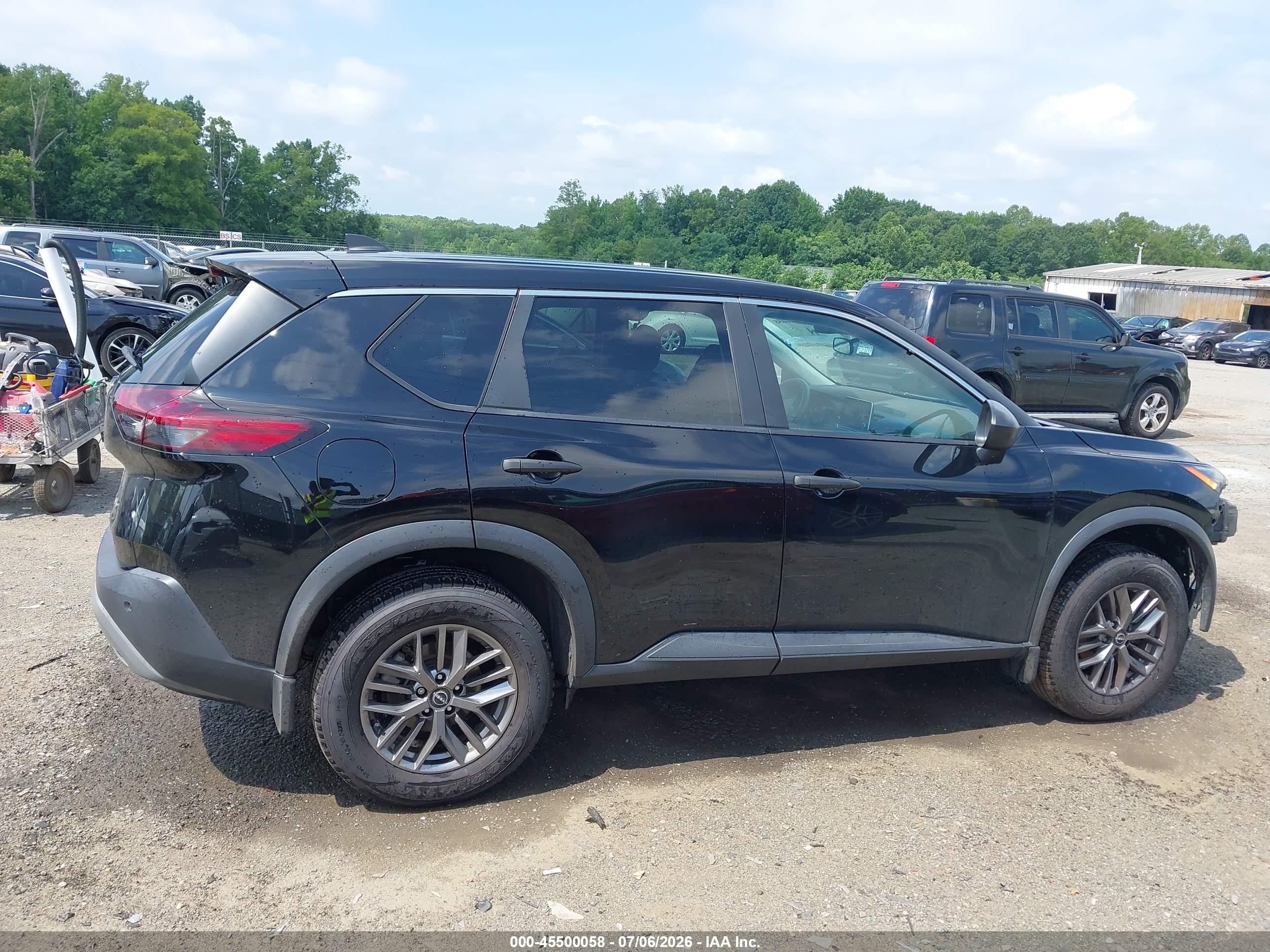 2023 Nissan Rogue S Intelligent Awd Черный vin: 5N1BT3AB8PC823233