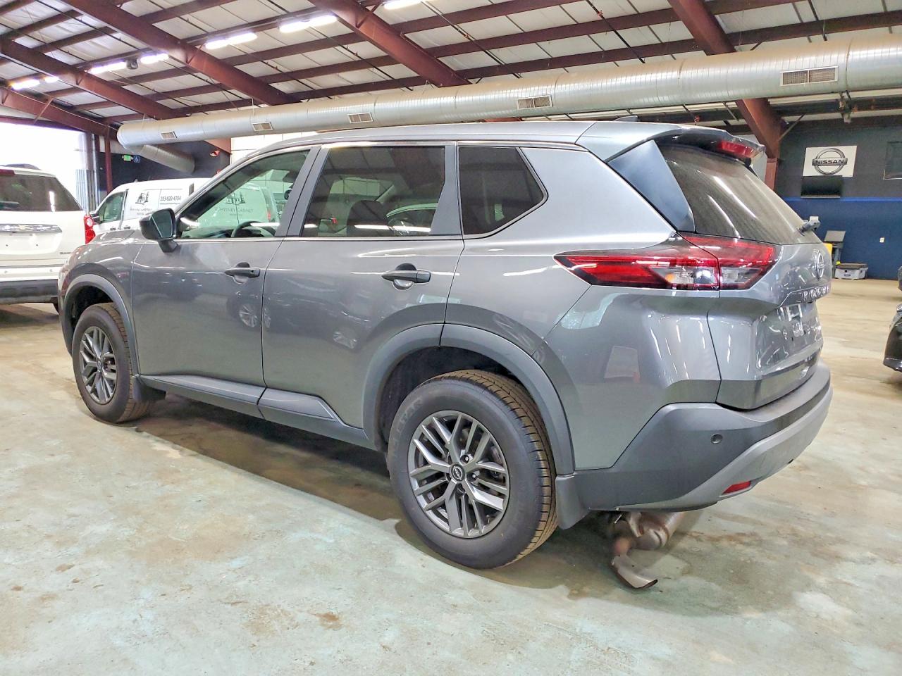 2023 Nissan Rogue S Серый vin: 5N1BT3AB8PC918844