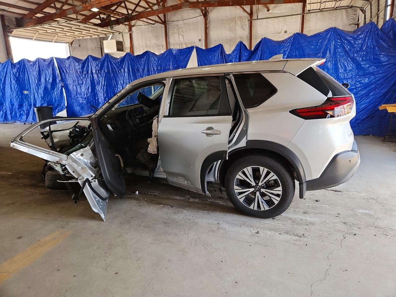 2022 Nissan Rogue Sv Silver vin: 5N1BT3BA0NC697694