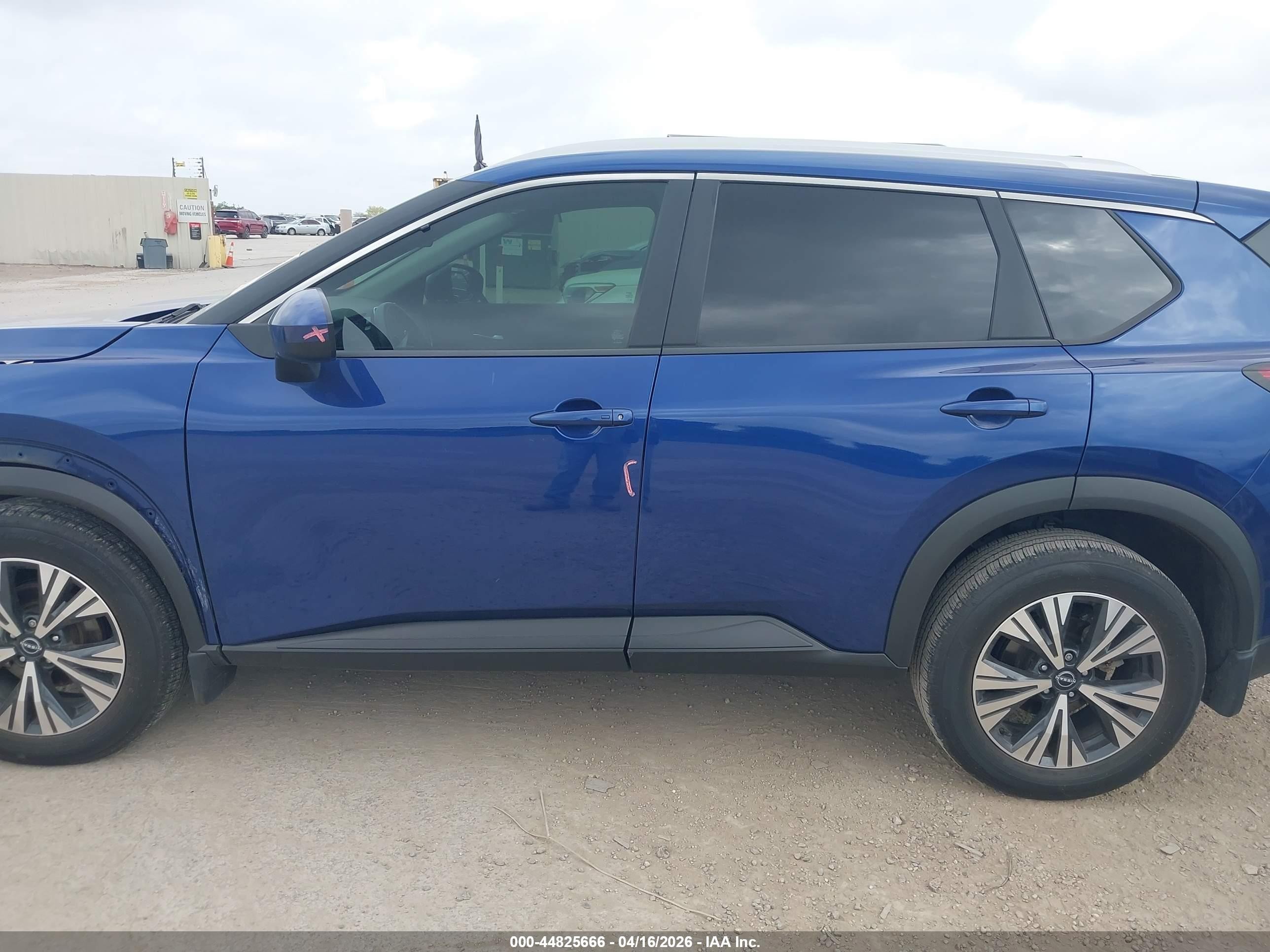 2023 Nissan Rogue Sv Fwd Синий vin: 5N1BT3BA0PC948491