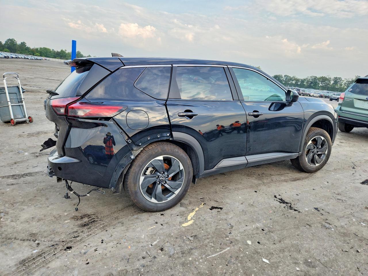 2025 Nissan Rogue Sv Black vin: 5N1BT3BA1SC795581