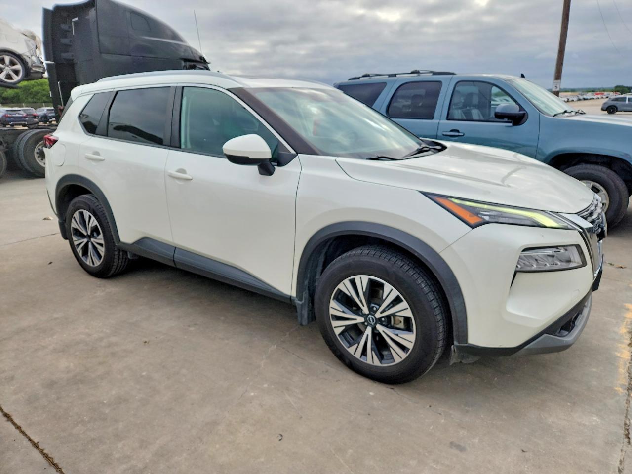 2022 Nissan Rogue Sv Белый vin: 5N1BT3BA2NC724877