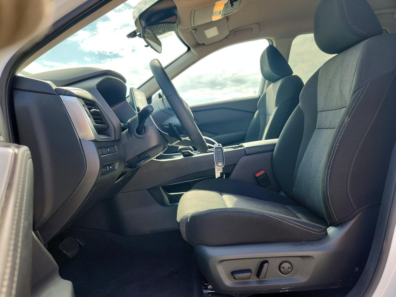 2026 Nissan Rogue Sv Белый vin: 5N1BT3BA2TC735505