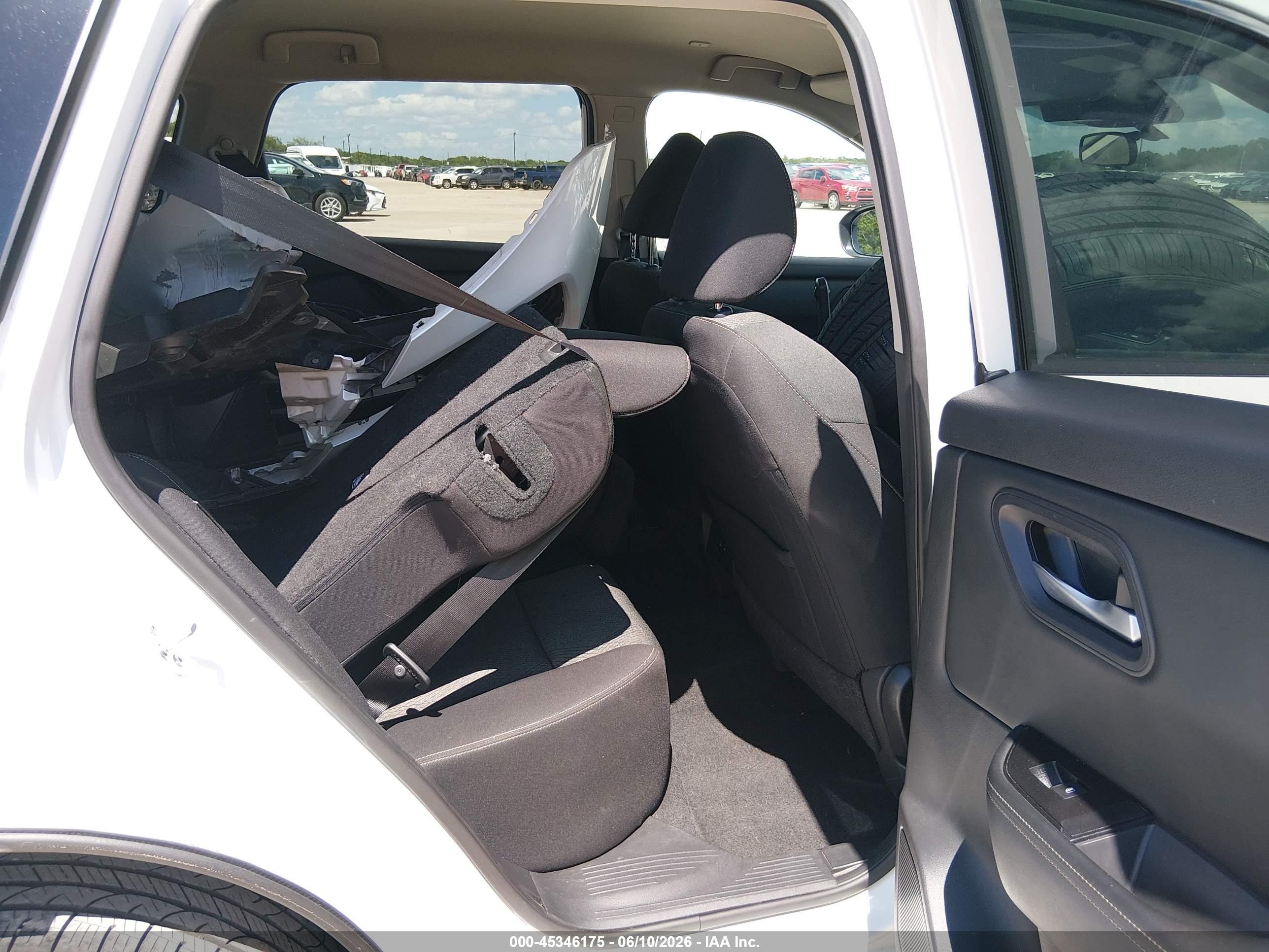 2024 Nissan Rogue Sv Fwd Белый vin: 5N1BT3BA3RC682130