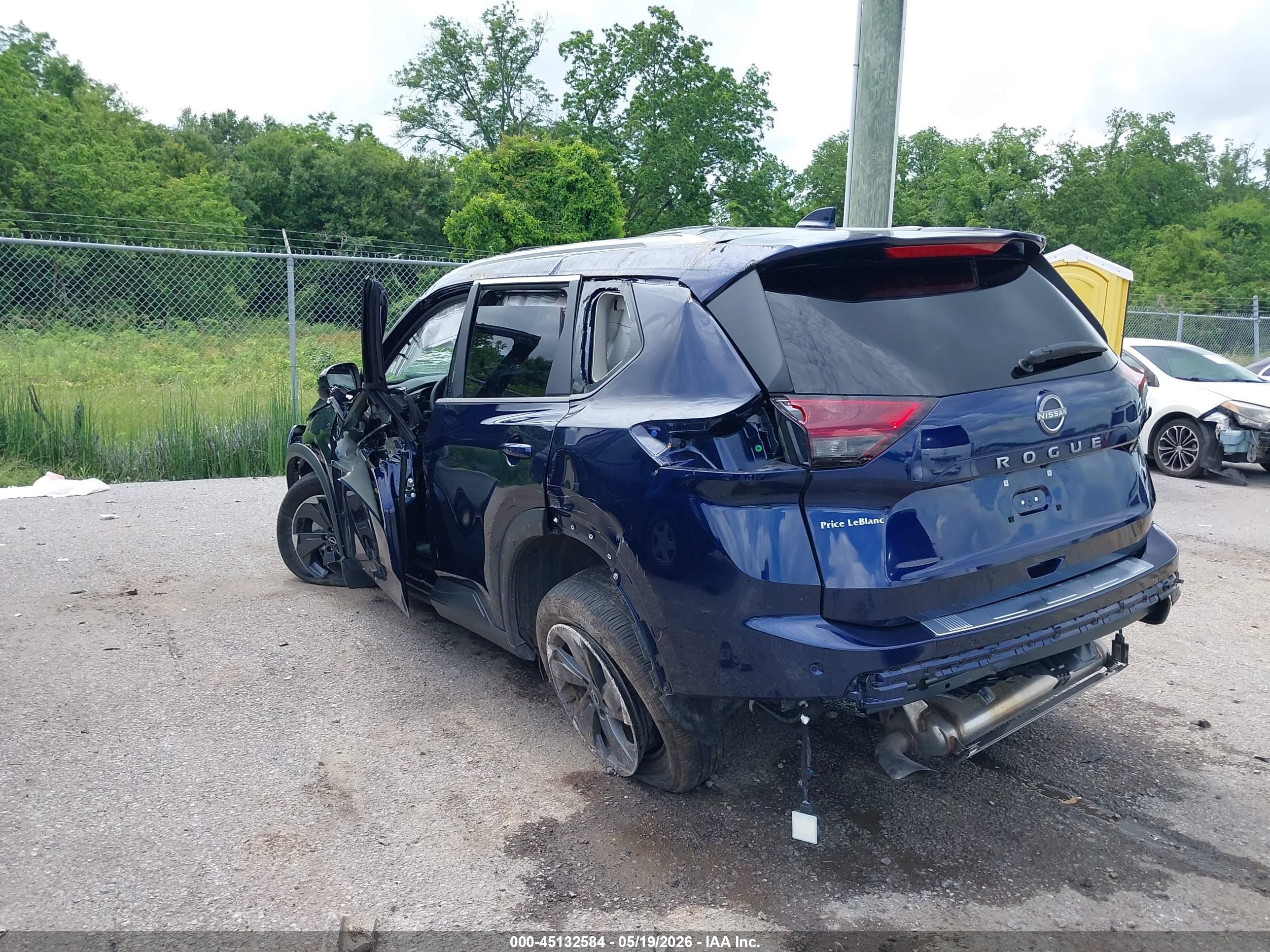 2025 Nissan Rogue Sv Fwd Blue vin: 5N1BT3BA3SC869177