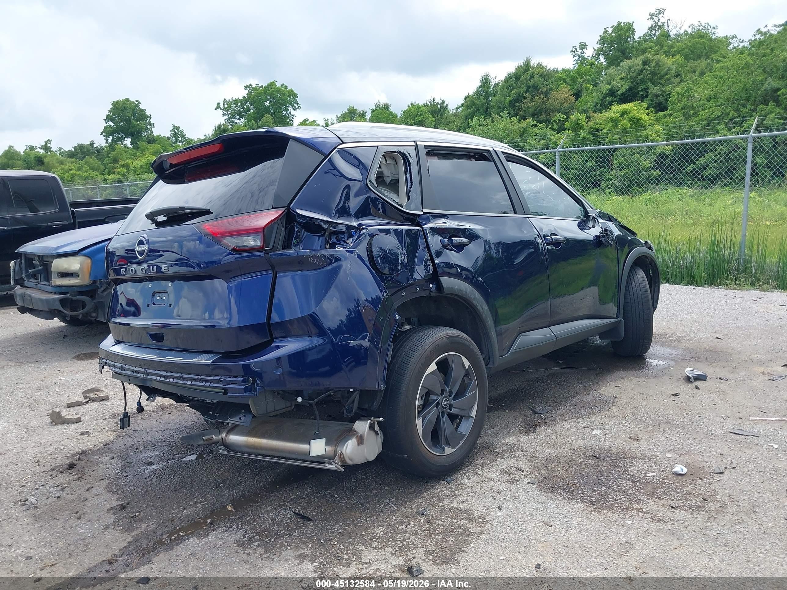 2025 Nissan Rogue Sv Fwd Blue vin: 5N1BT3BA3SC869177
