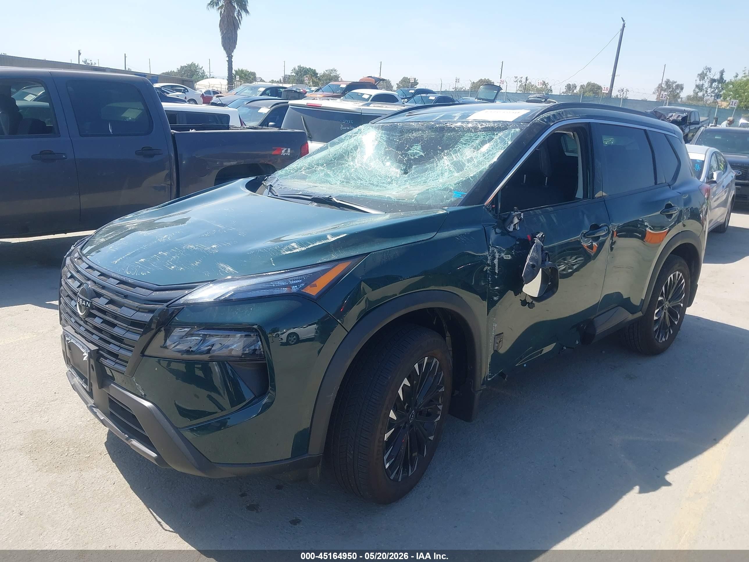 2026 Nissan Rogue Dark Armor Зеленый vin: 5N1BT3BA3TC738543