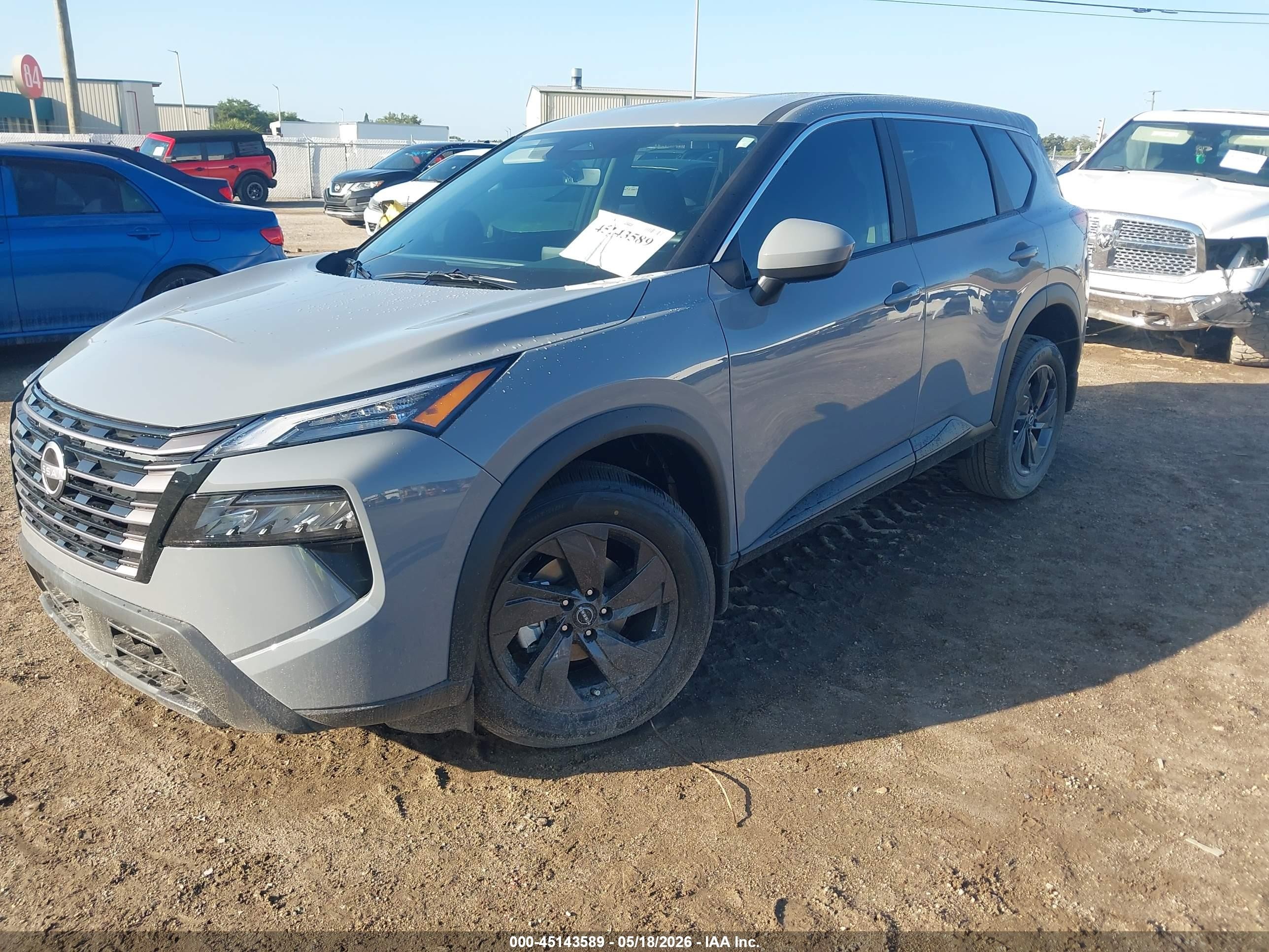 2026 Nissan Rogue Sv Gray vin: 5N1BT3BA5TC815719