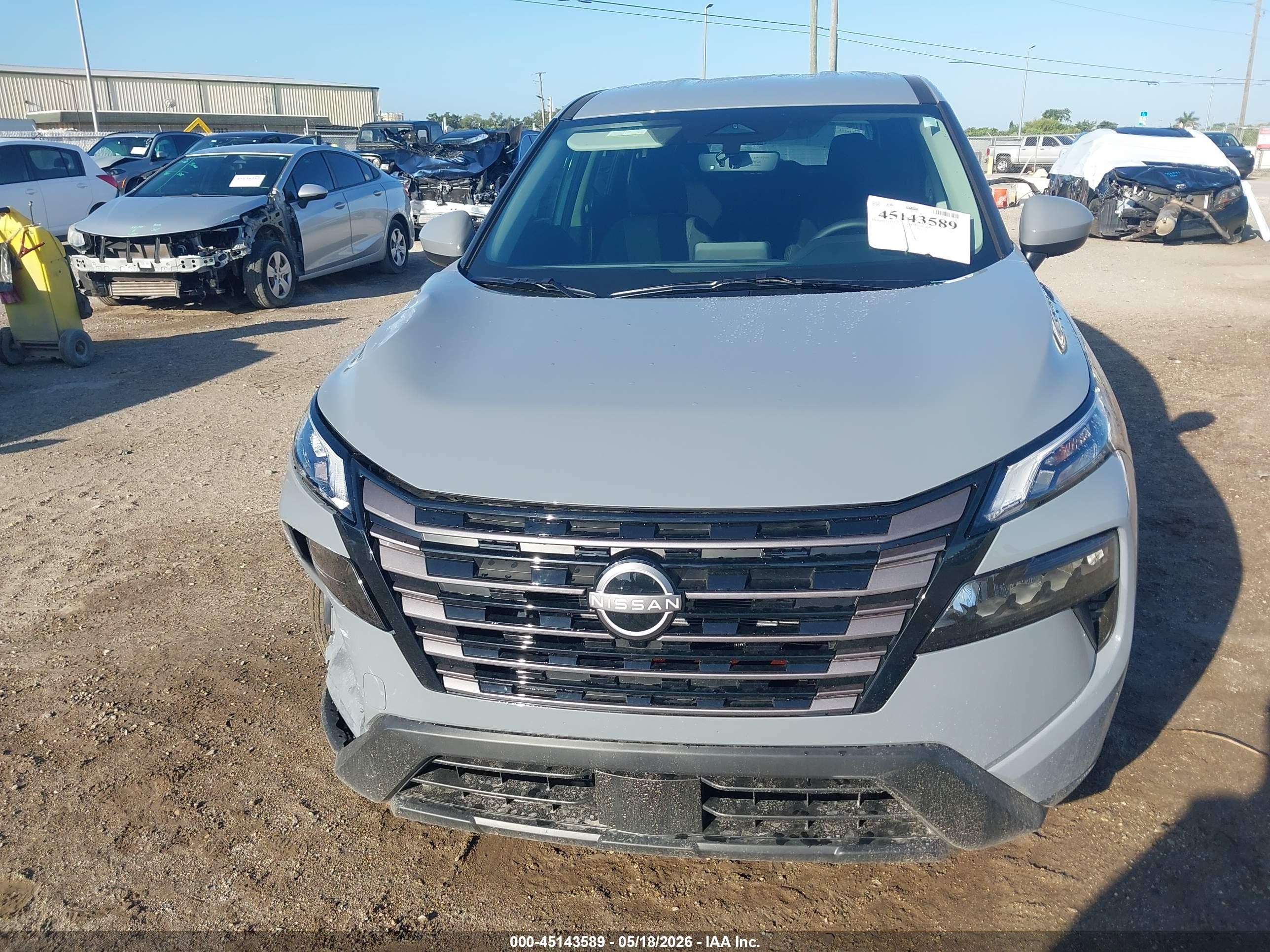 2026 Nissan Rogue Sv Gray vin: 5N1BT3BA5TC815719