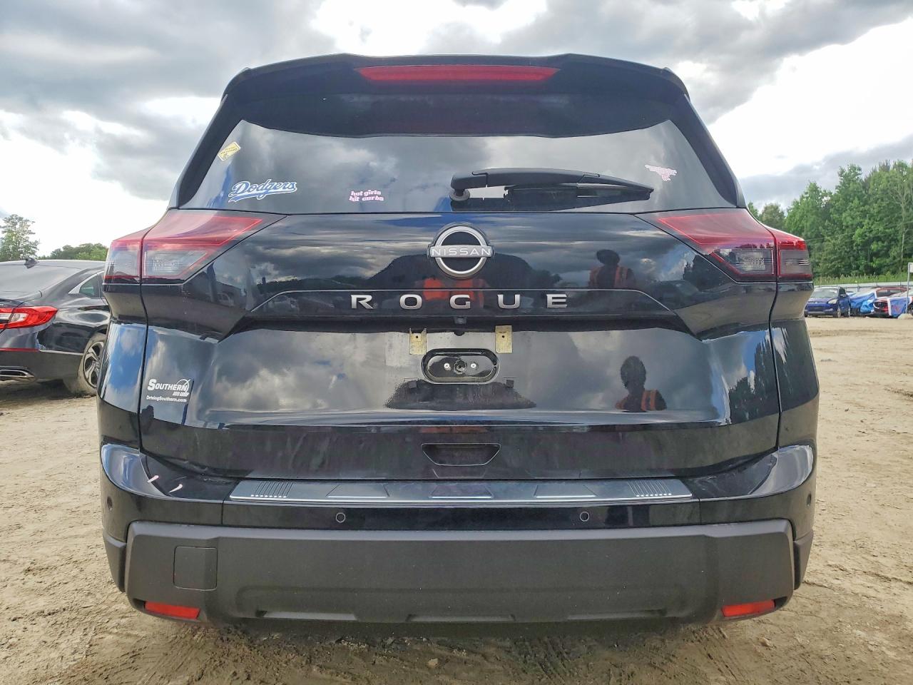 2025 Nissan Rogue Sv Black vin: 5N1BT3BA7SC872079