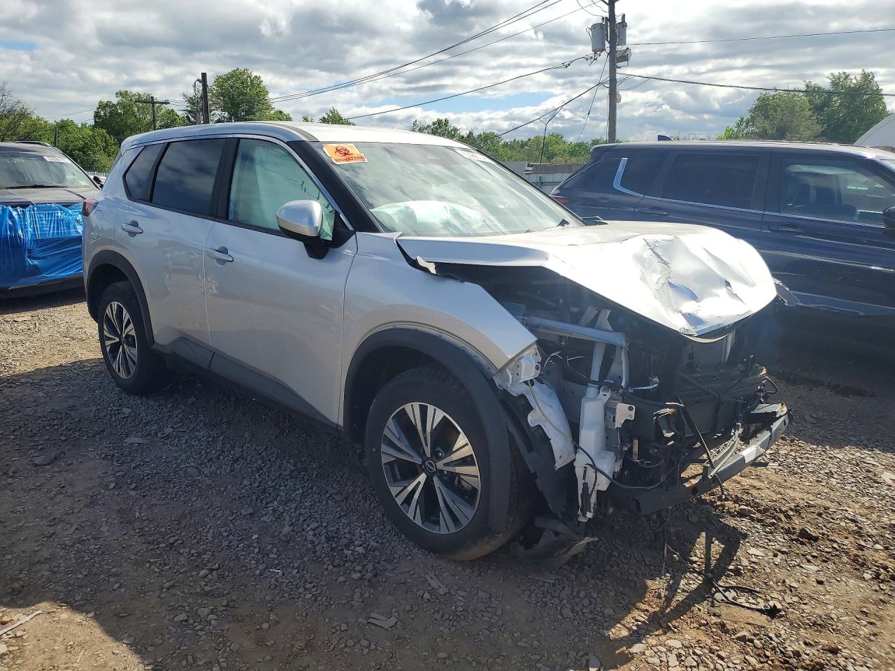 2023 Nissan Rogue Sv Серебряный vin: 5N1BT3BA8PC820161