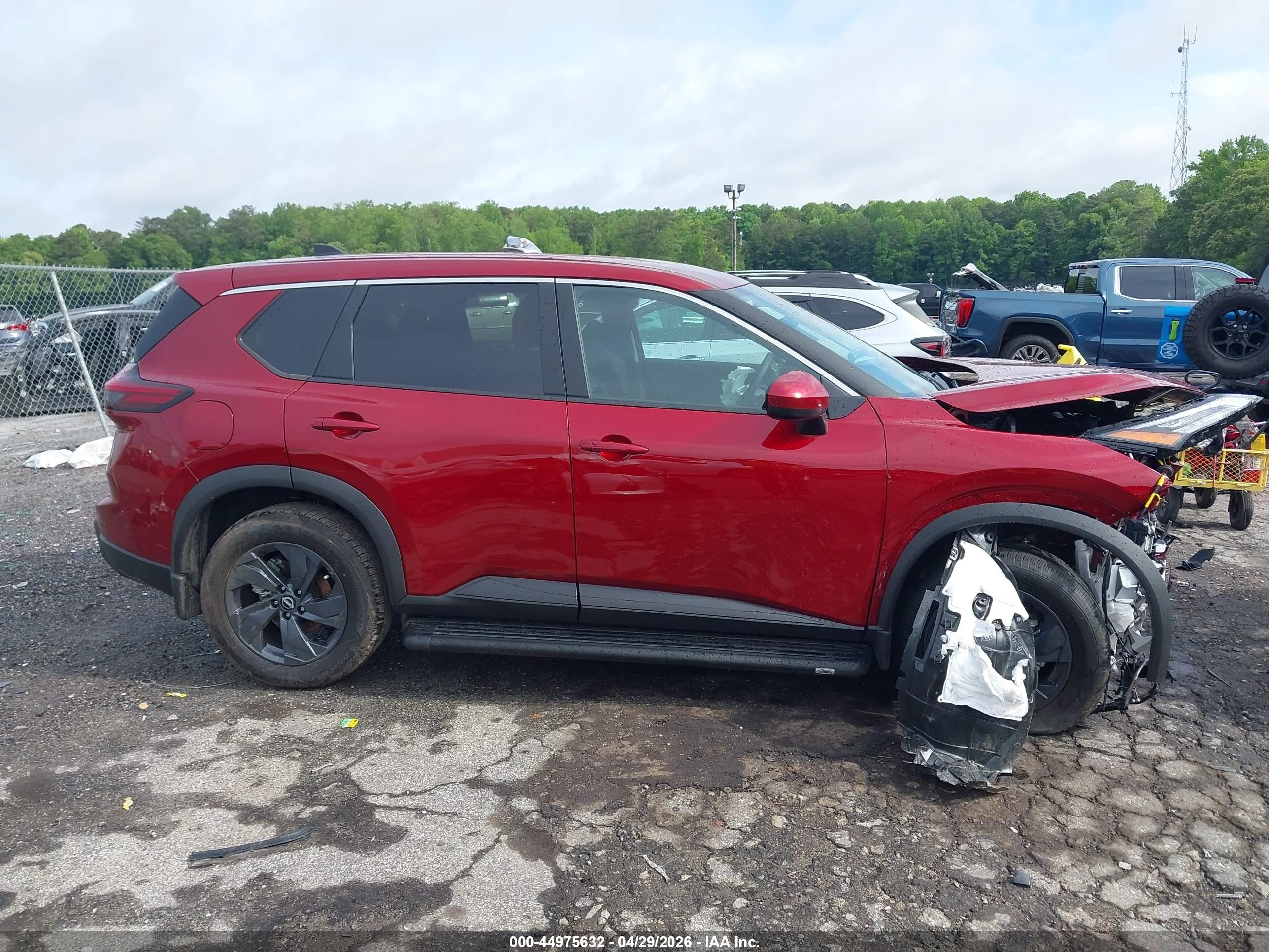 2026 Nissan Rogue Sv Красный vin: 5N1BT3BA9TC741883