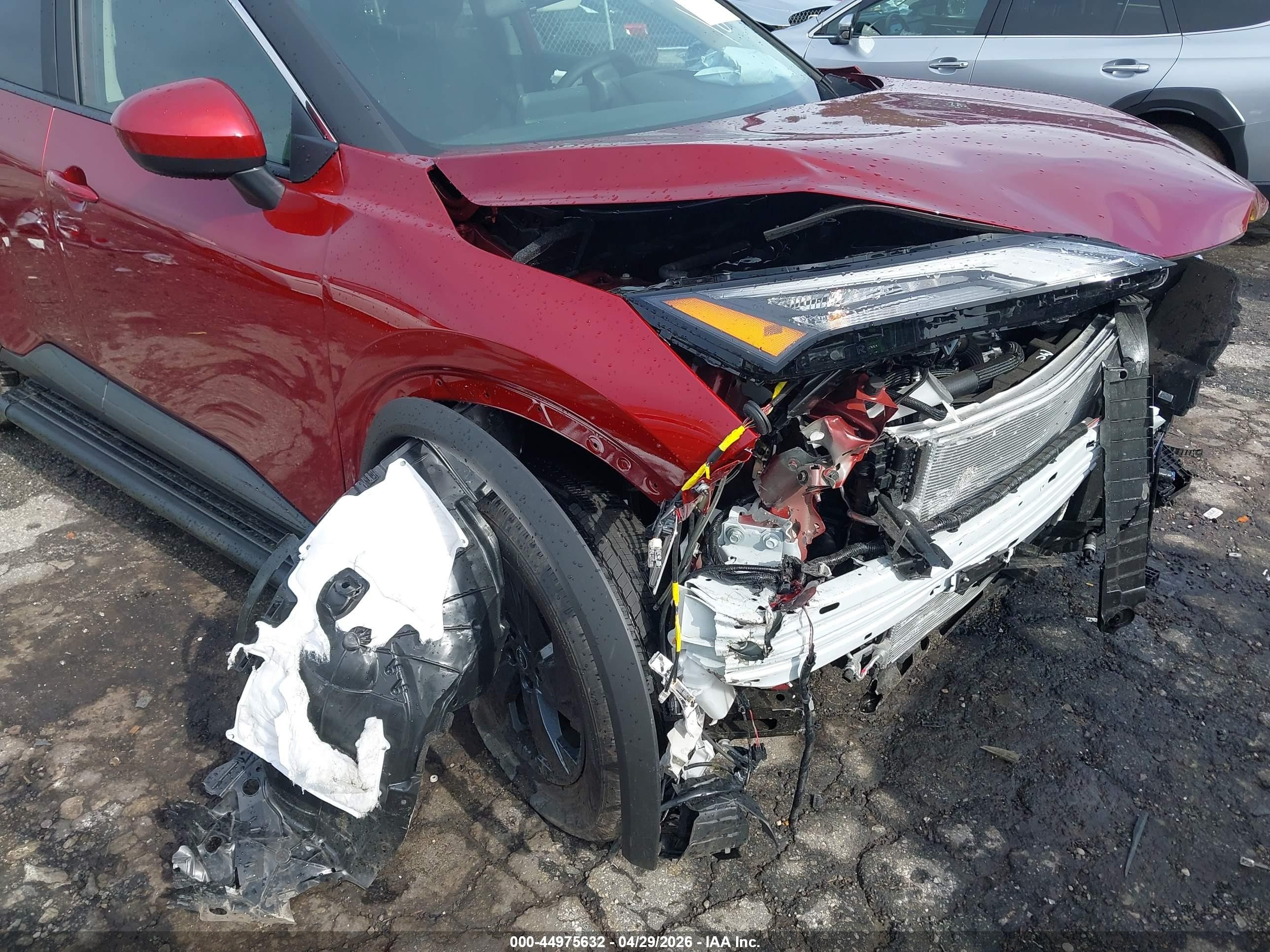 2026 Nissan Rogue Sv Красный vin: 5N1BT3BA9TC741883