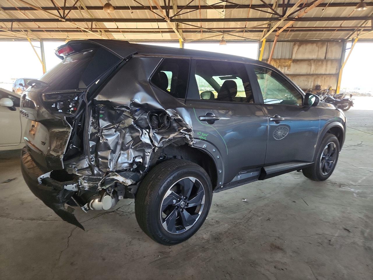 2024 Nissan Rogue Sv Gray vin: 5N1BT3BAXRC752657