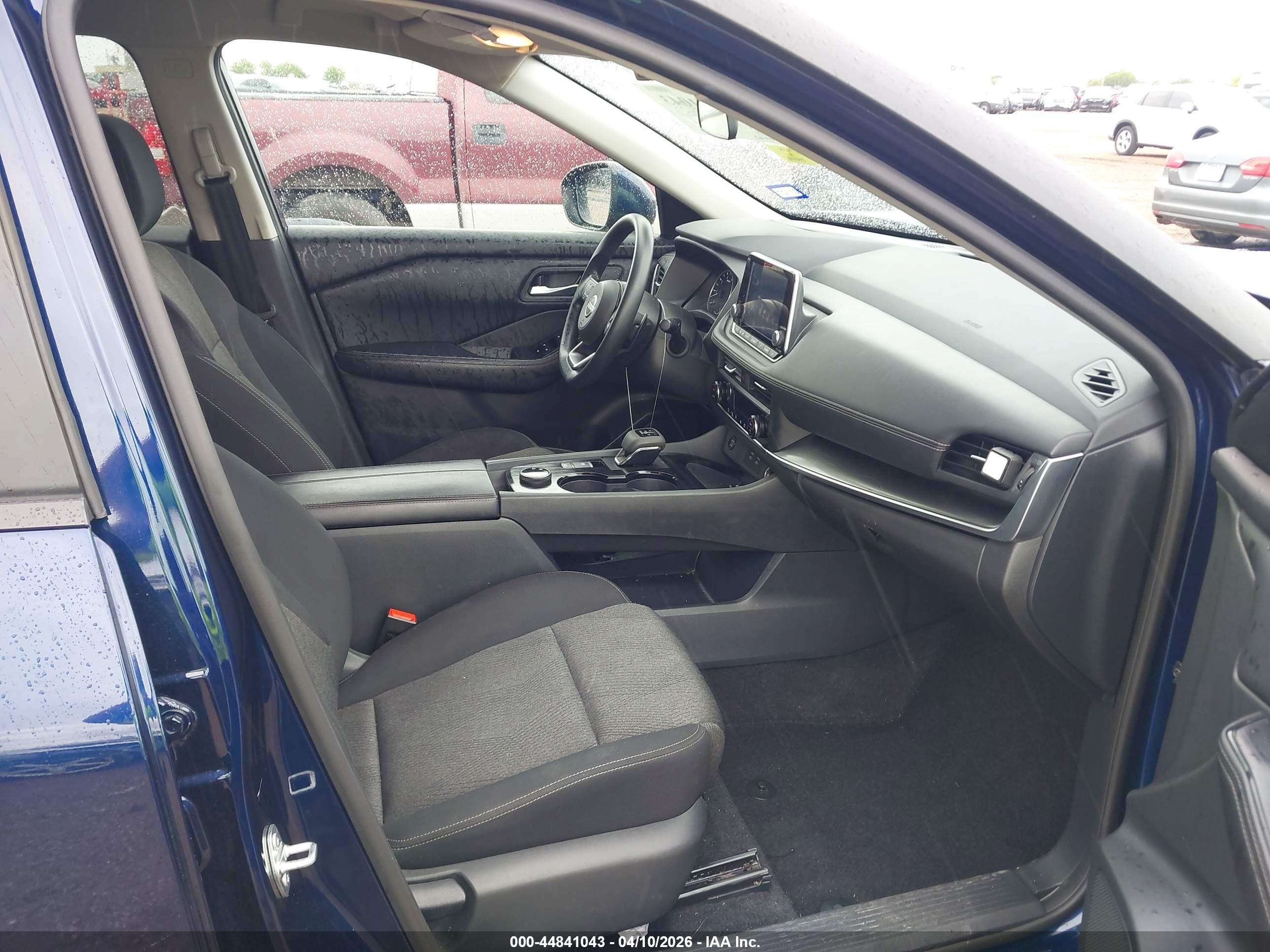 2024 Nissan Rogue Sv Intelligent Awd Черный vin: 5N1BT3BB0RC671689