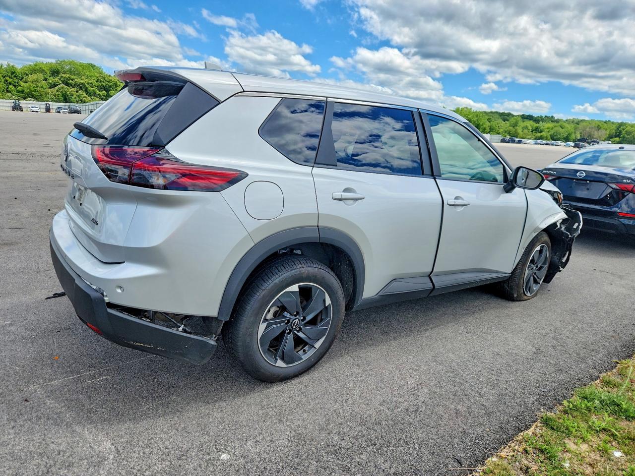 2025 Nissan Rogue Sv Белый vin: 5N1BT3BB1SC808113