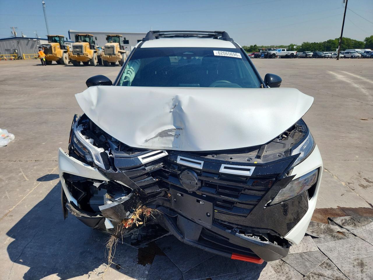 2026 Nissan Rogue Rock Creek White vin: 5N1BT3BB1TC697239