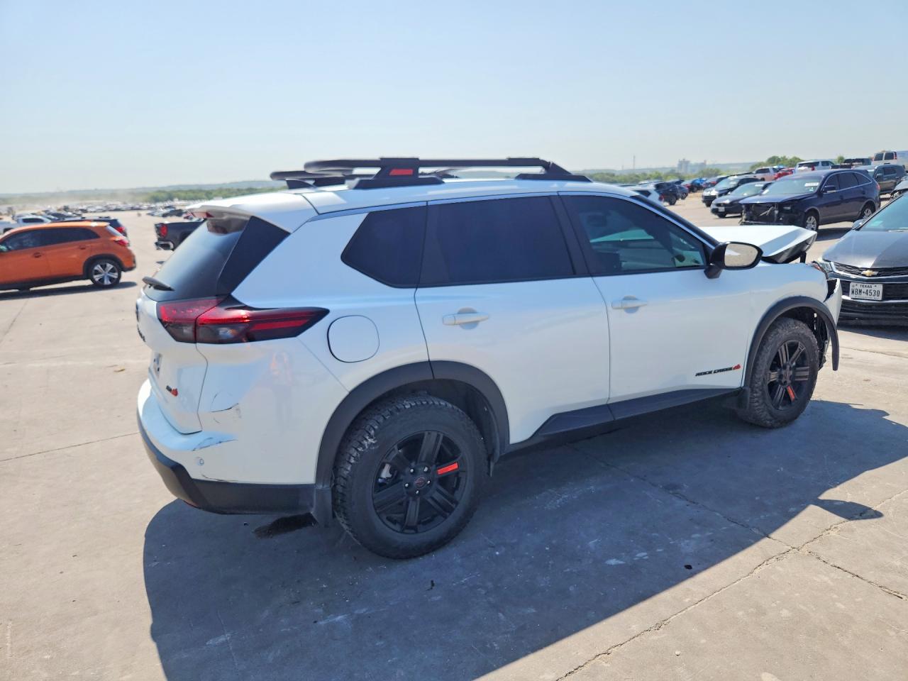 2026 Nissan Rogue Rock Creek White vin: 5N1BT3BB1TC697239