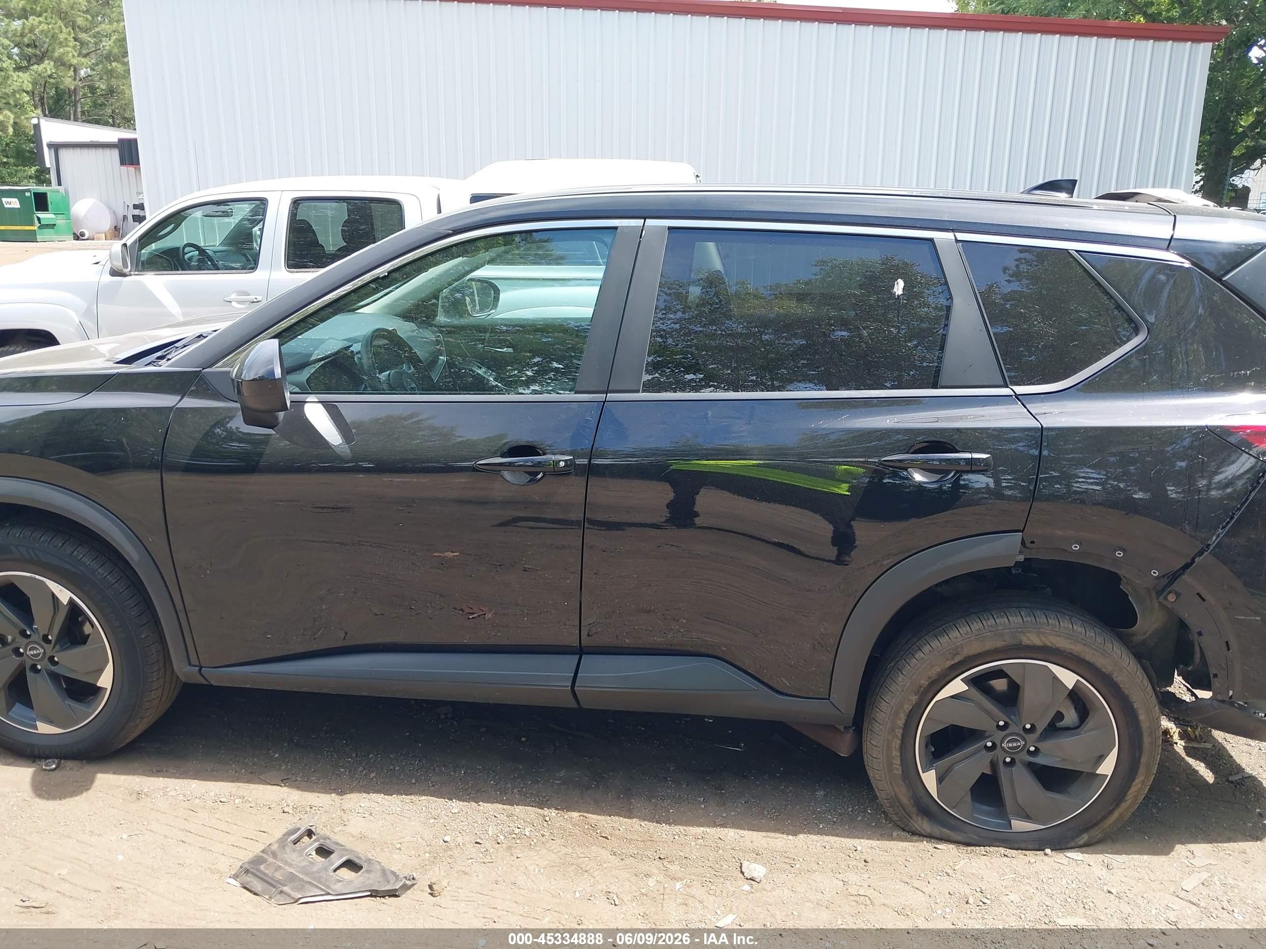 2024 Nissan Rogue Sv Intelligent Awd Black vin: 5N1BT3BB3RC711702