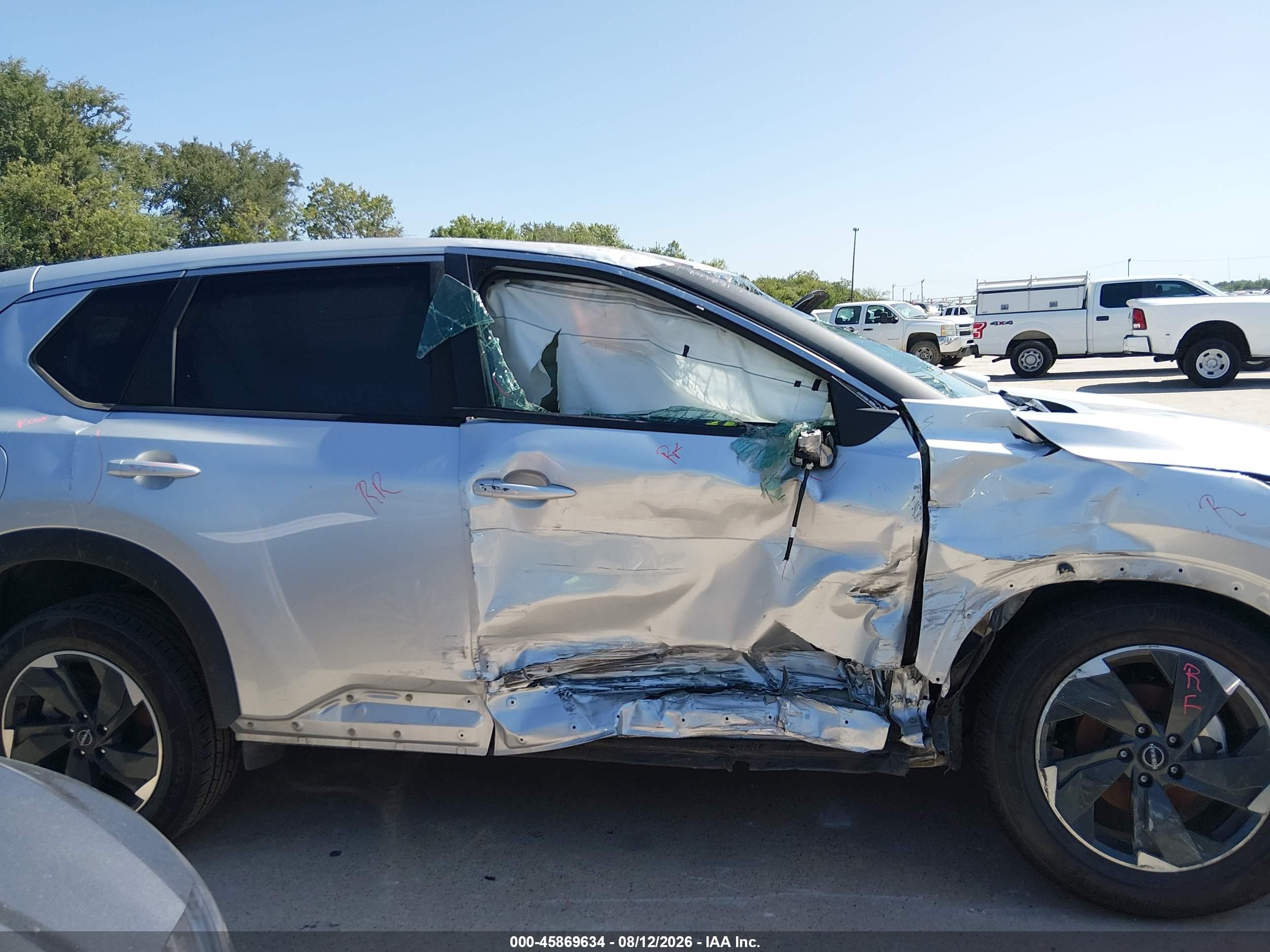 2025 Nissan Rogue Sv Intelligent Awd Silver vin: 5N1BT3BB3SC778371