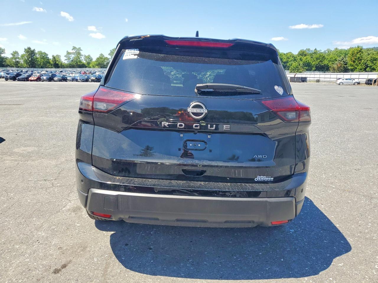 2025 Nissan Rogue Sv Black vin: 5N1BT3BB3SC803981