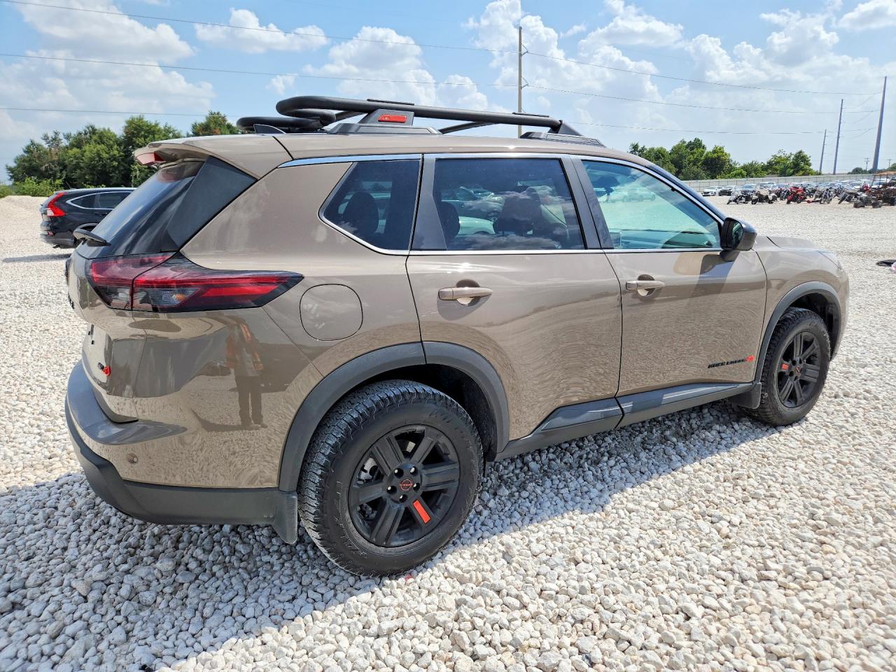 2026 Nissan Rogue Rock Creek Желто-коричневый vin: 5N1BT3BB3TC802475