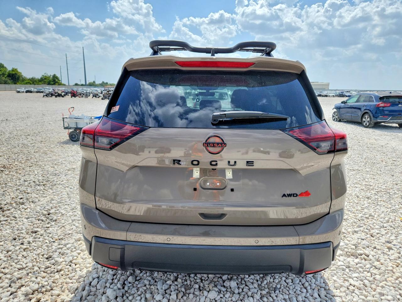 2026 Nissan Rogue Rock Creek Желто-коричневый vin: 5N1BT3BB3TC802475