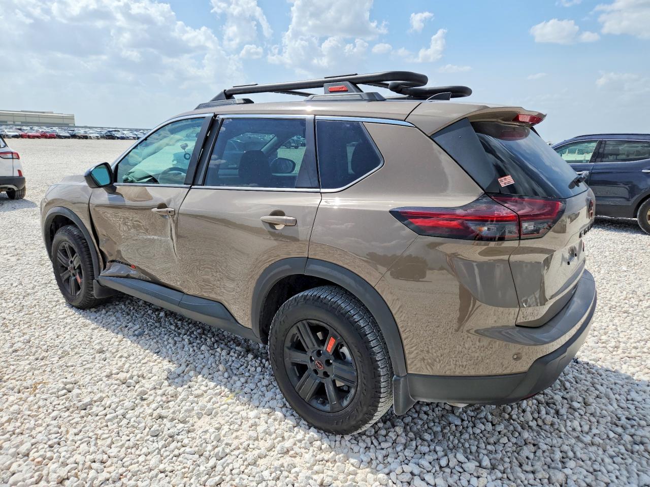 2026 Nissan Rogue Rock Creek Желто-коричневый vin: 5N1BT3BB3TC802475