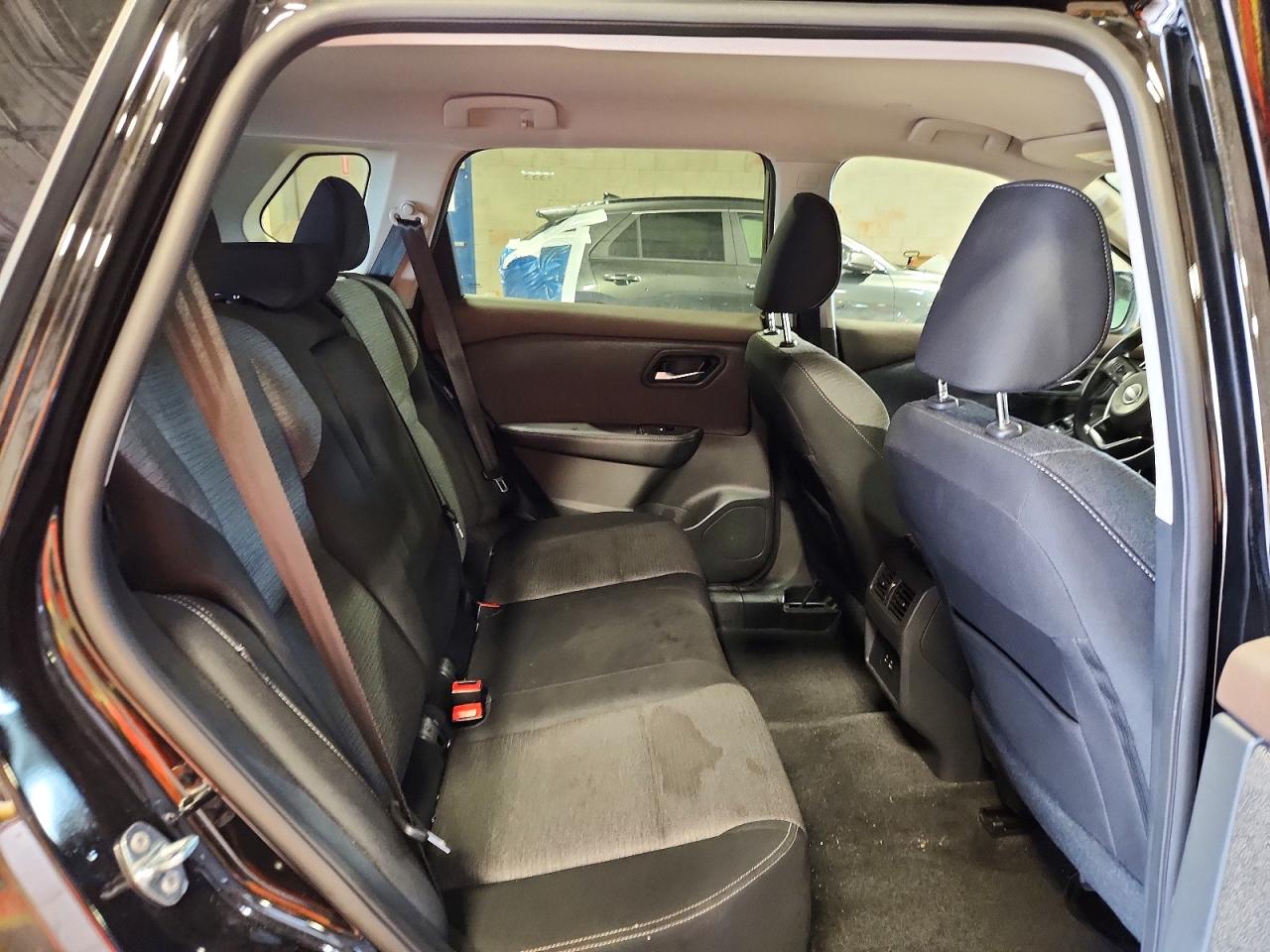 2022 Nissan Rogue Sv Черный vin: 5N1BT3BB4NC733864
