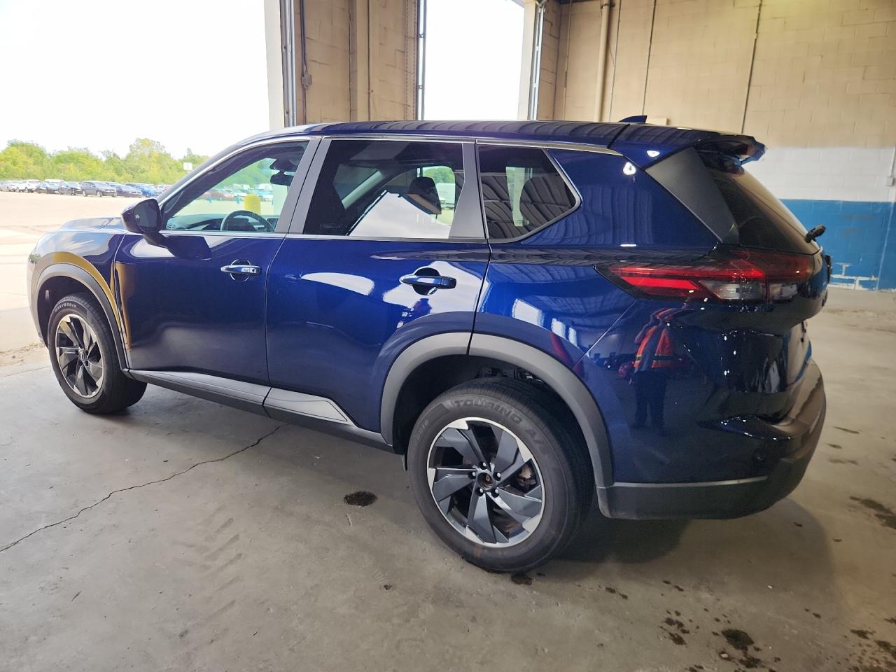 2025 Nissan Rogue Sv Blue vin: 5N1BT3BB4SC780646 Damage: Left Rear Center Cap, Missing, Replacement Required
