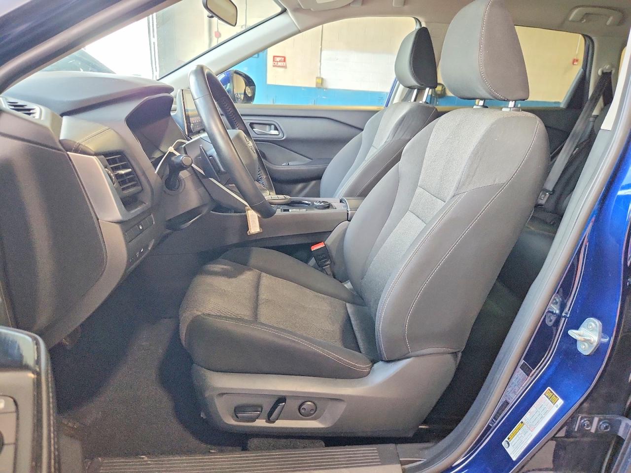 2025 Nissan Rogue Sv Blue vin: 5N1BT3BB4SC780646