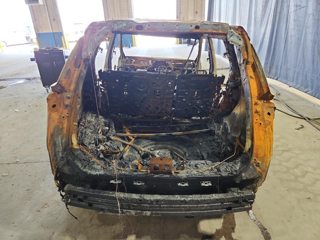 2026 Nissan Rogue Sv Blue vin: 5N1BT3BB5TC705696 Damage: Rear Bumper Reinforcement, Broken, Replacement Required