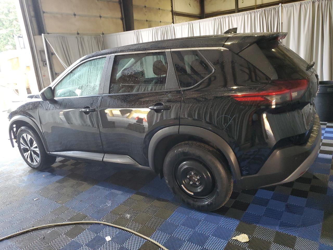 2023 Nissan Rogue Sv Black vin: 5N1BT3BB7PC834898 Damage: Left Qtr Panel, Dent(S) W/ Paint Dmg, 1/2 To 1 Inch