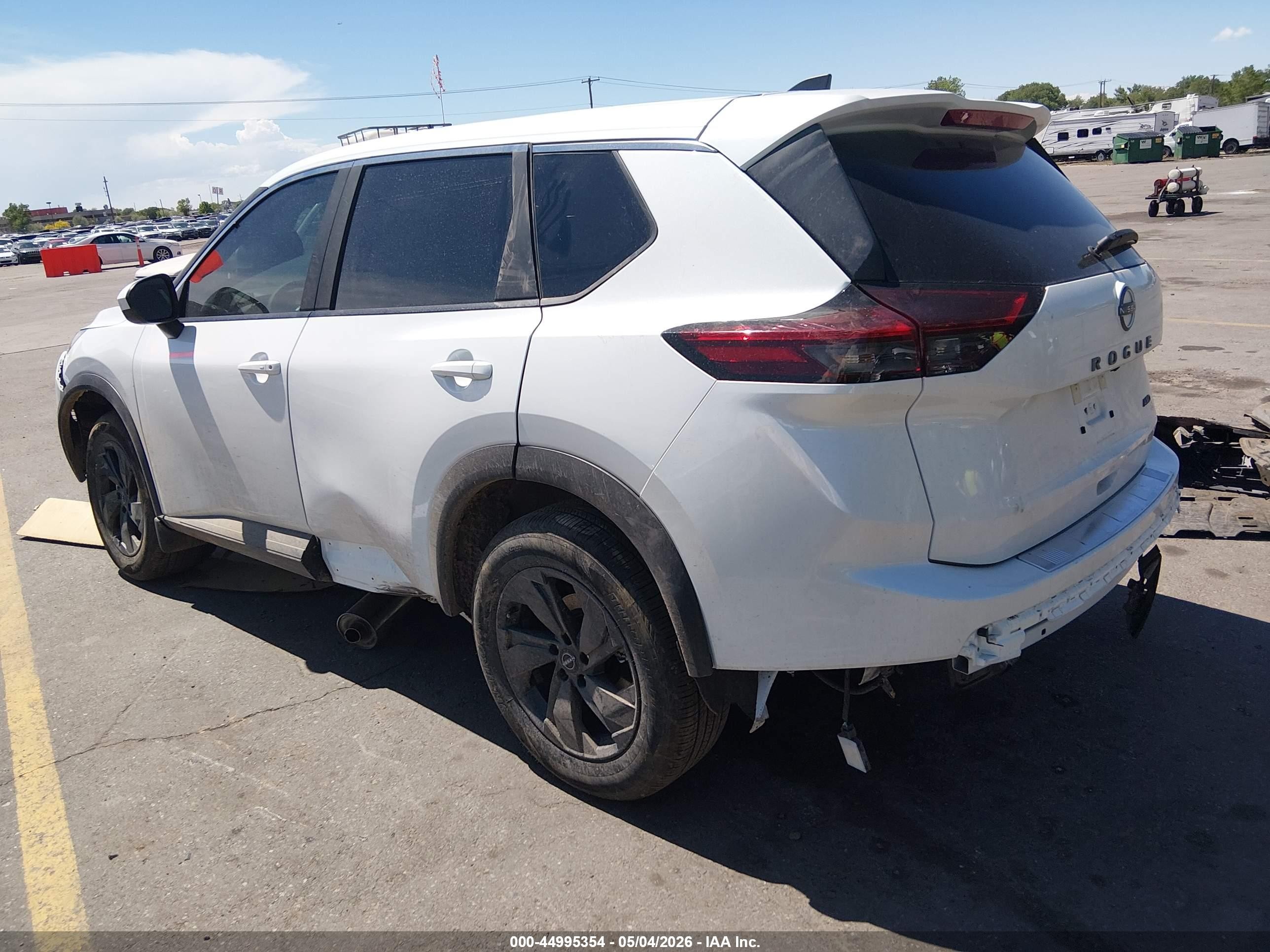 2026 Nissan Rogue Sv Белый vin: 5N1BT3BB8TC772650