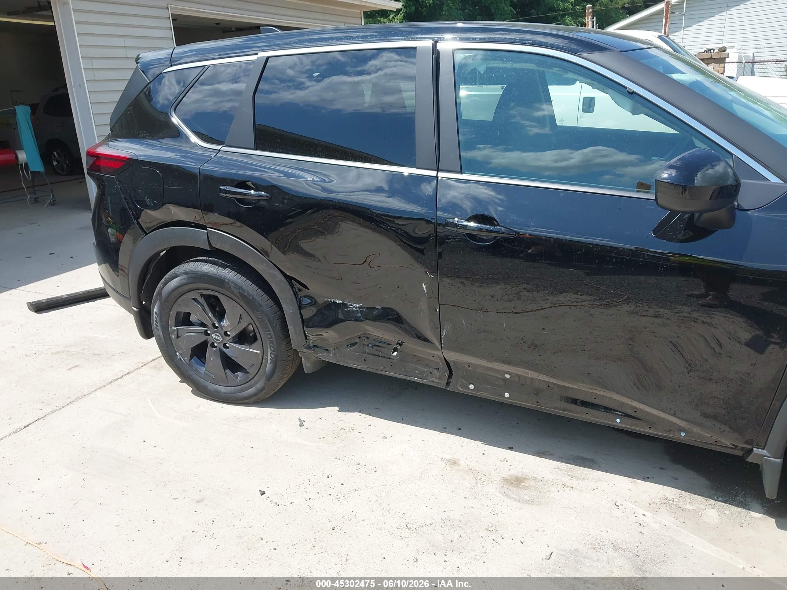 2026 Nissan Rogue Sv Черный vin: 5N1BT3BB8TC779145
