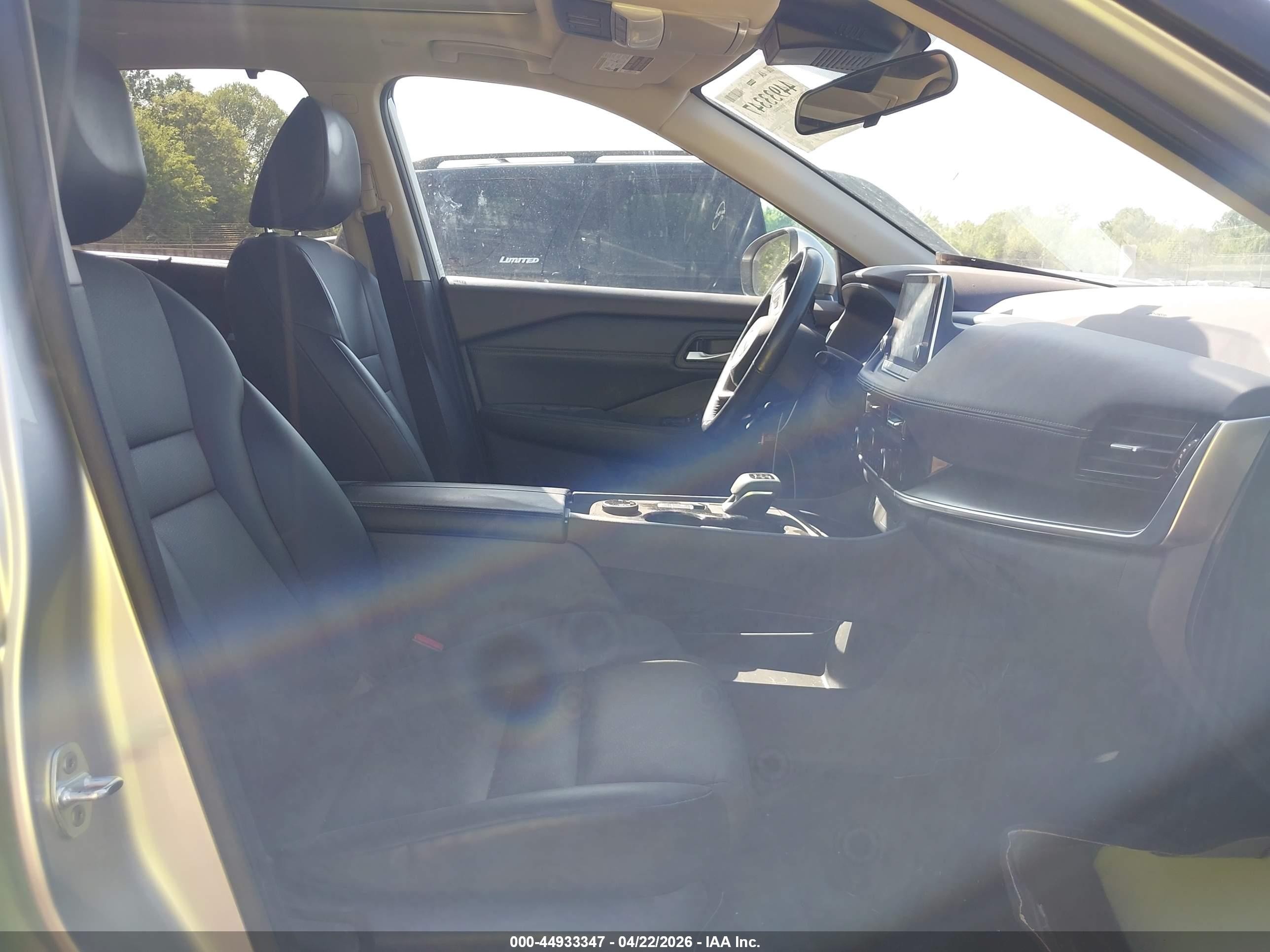 2023 Nissan Rogue Sv Intelligent Awd Серебряный vin: 5N1BT3BB9PC687631