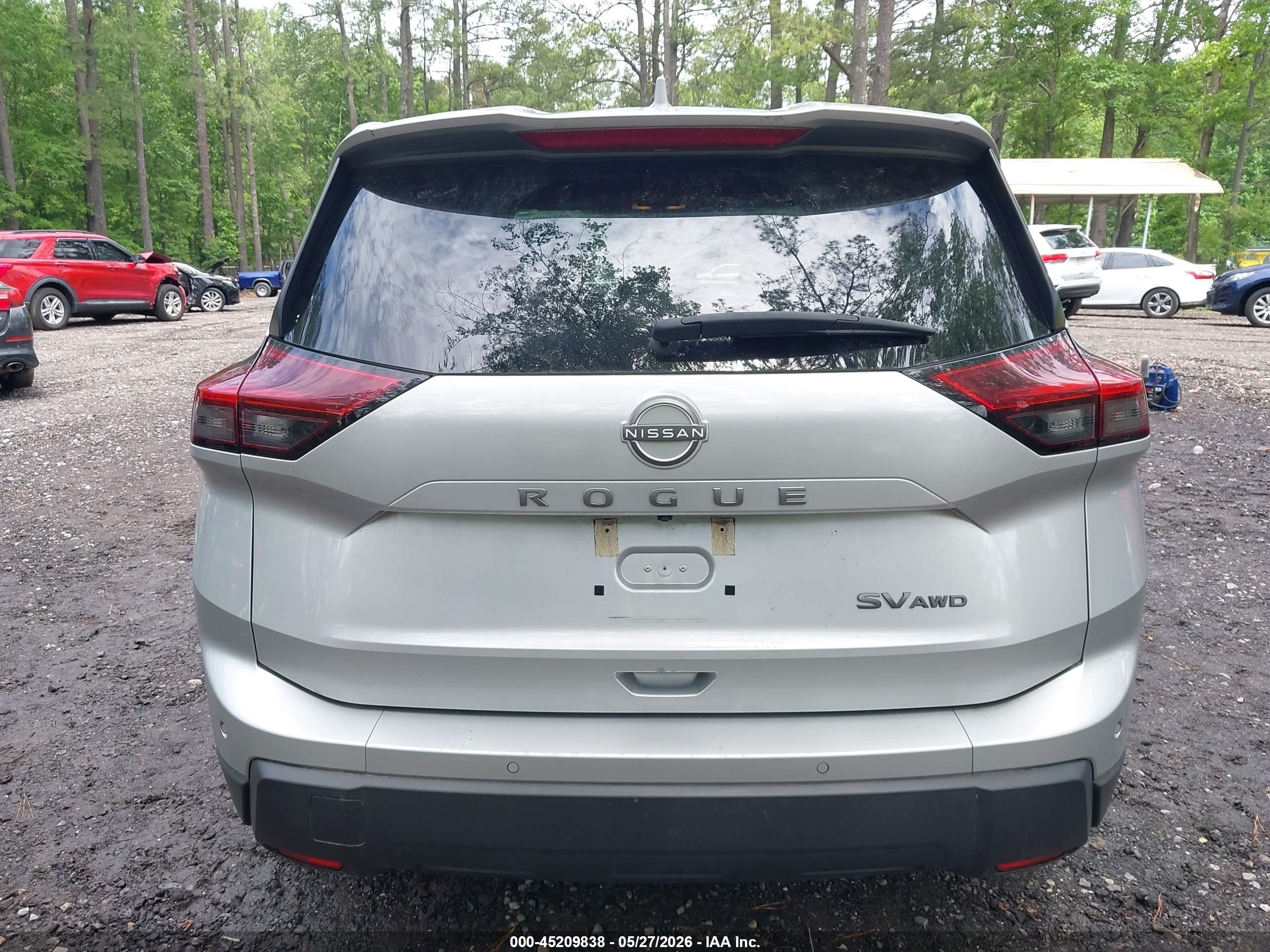 2024 Nissan Rogue Sv Intelligent Awd Серебряный vin: 5N1BT3BB9RC693948