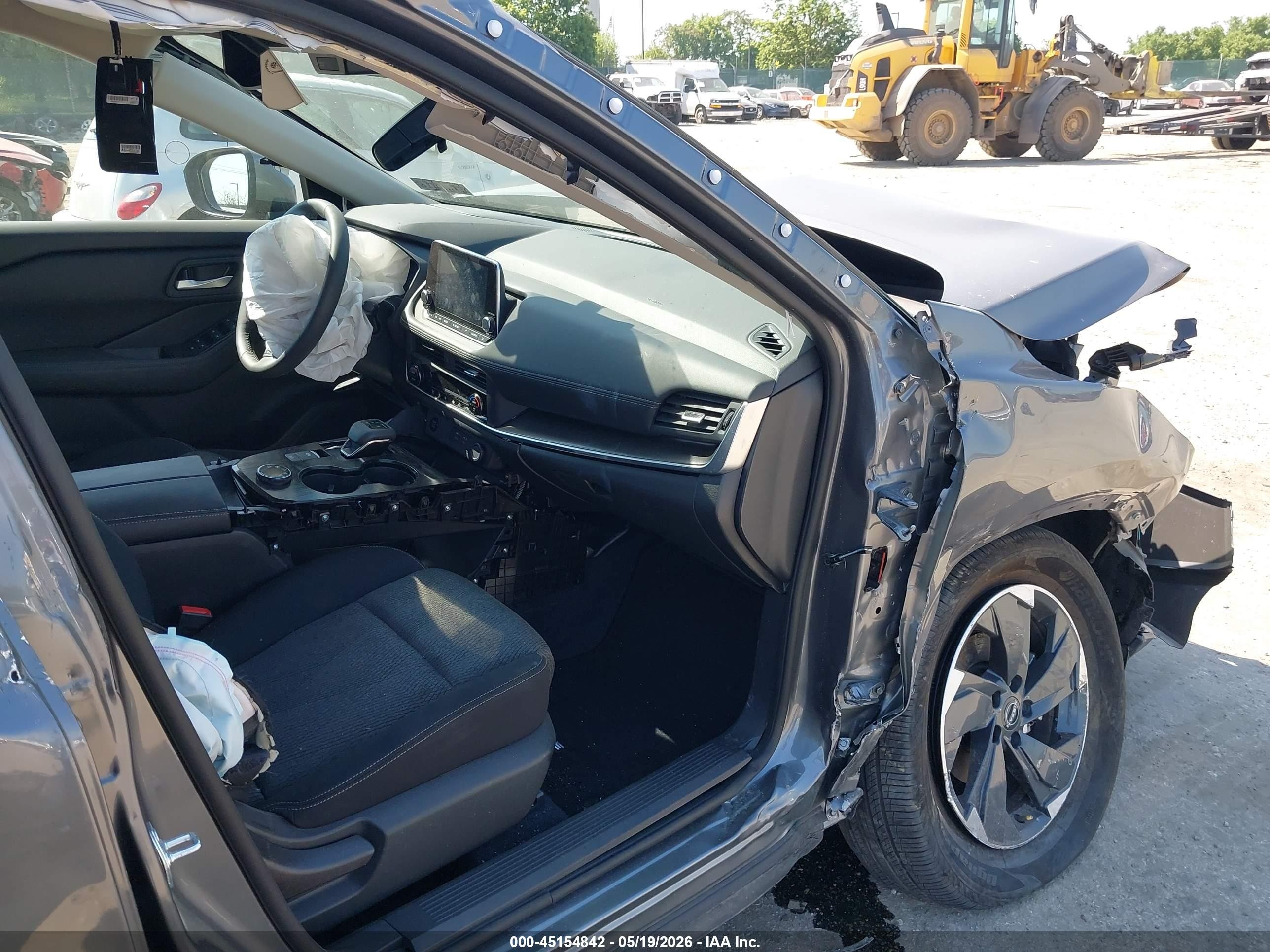 2026 Nissan Rogue Sv Серый vin: 5N1BT3BB9TC674159