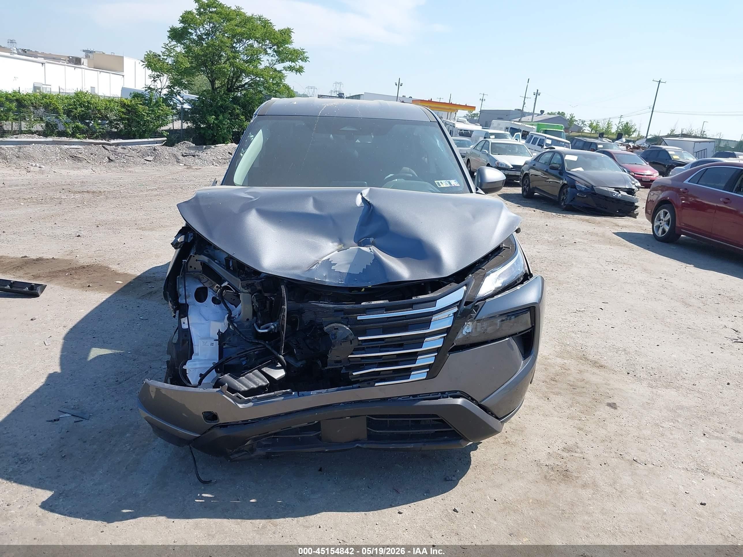 2026 Nissan Rogue Sv Серый vin: 5N1BT3BB9TC674159