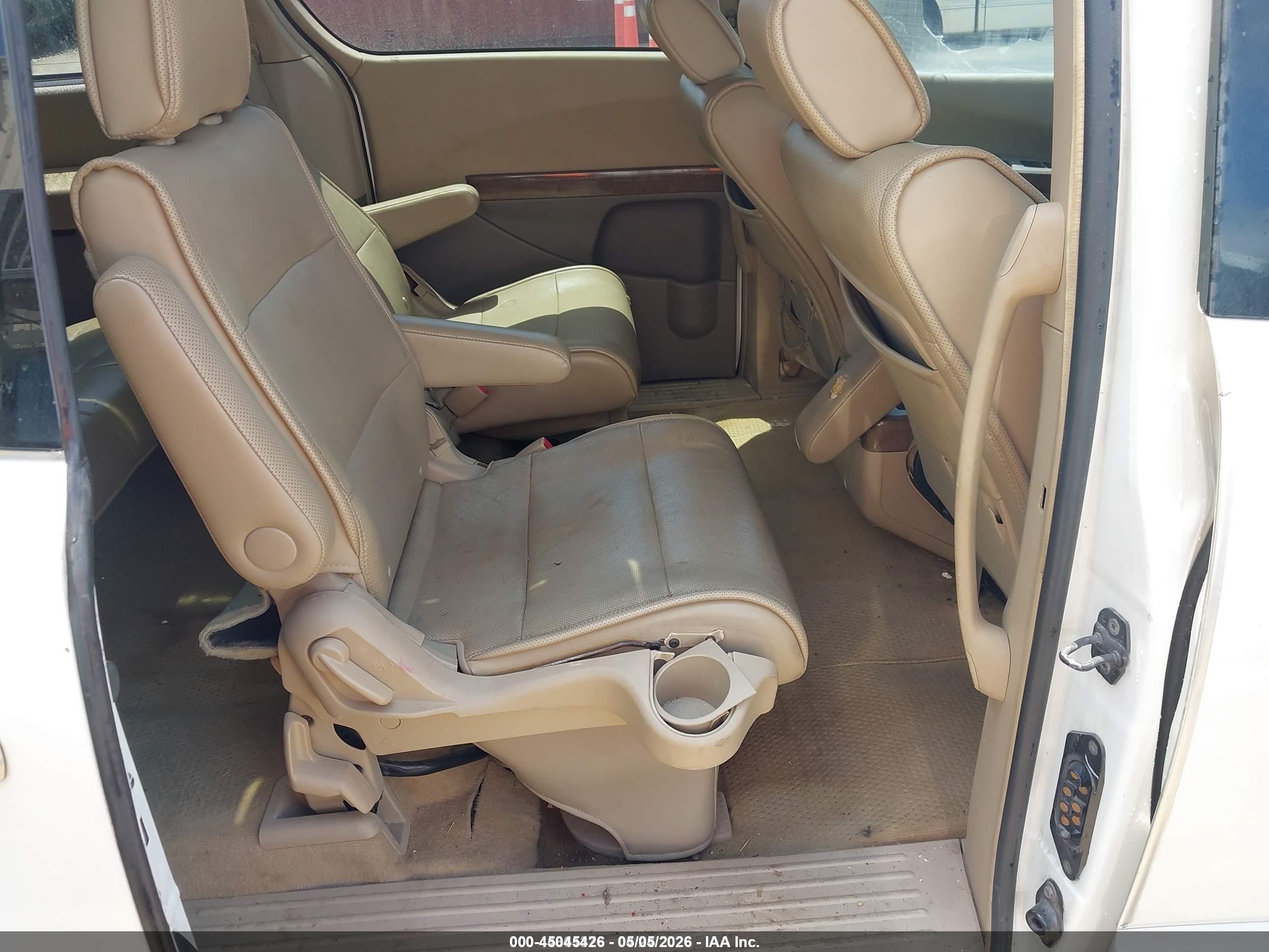 2007 Nissan Quest 3.5 Se Белый vin: 5N1BV28U17N128334