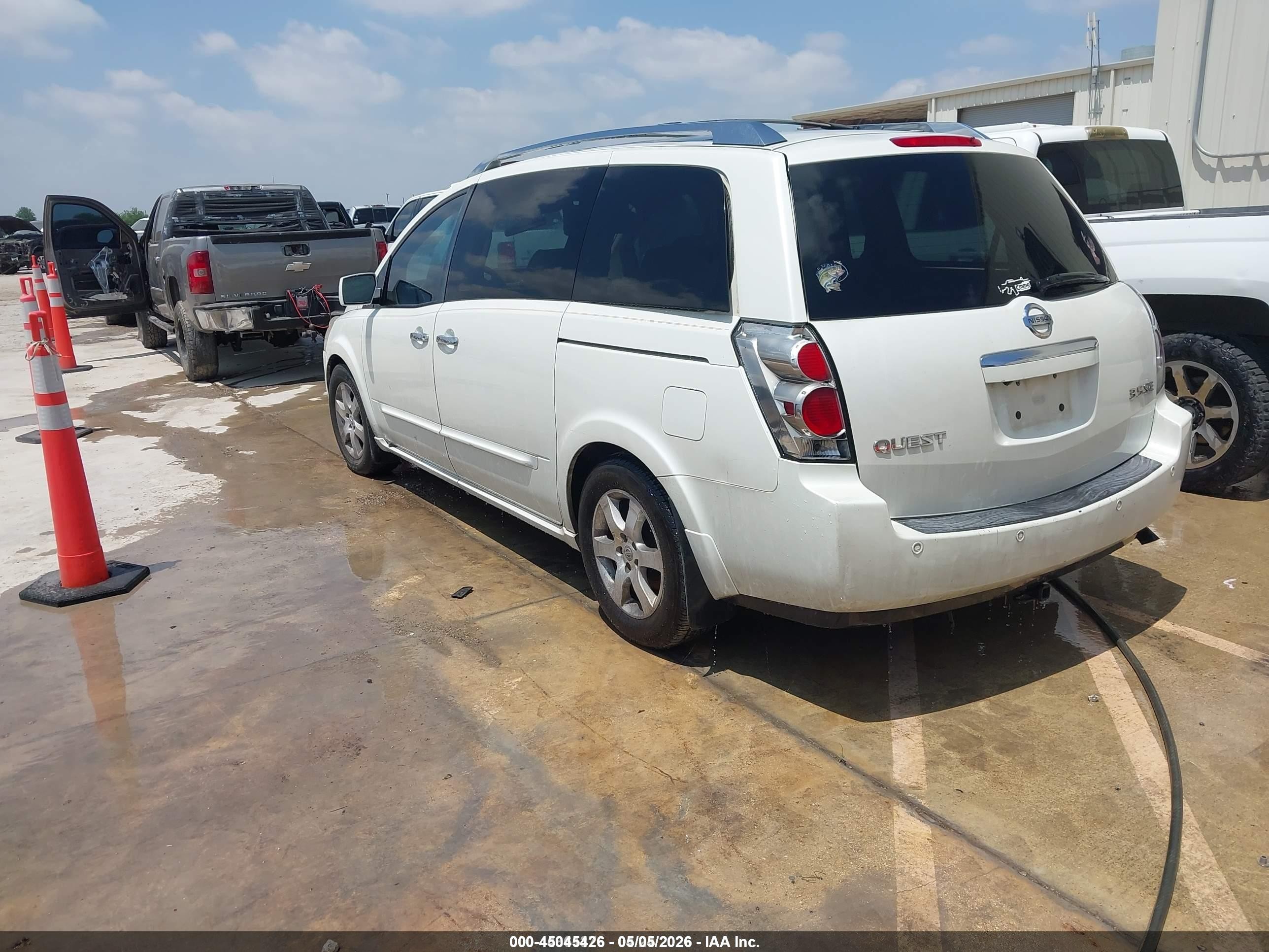 2007 Nissan Quest 3.5 Se Белый vin: 5N1BV28U17N128334