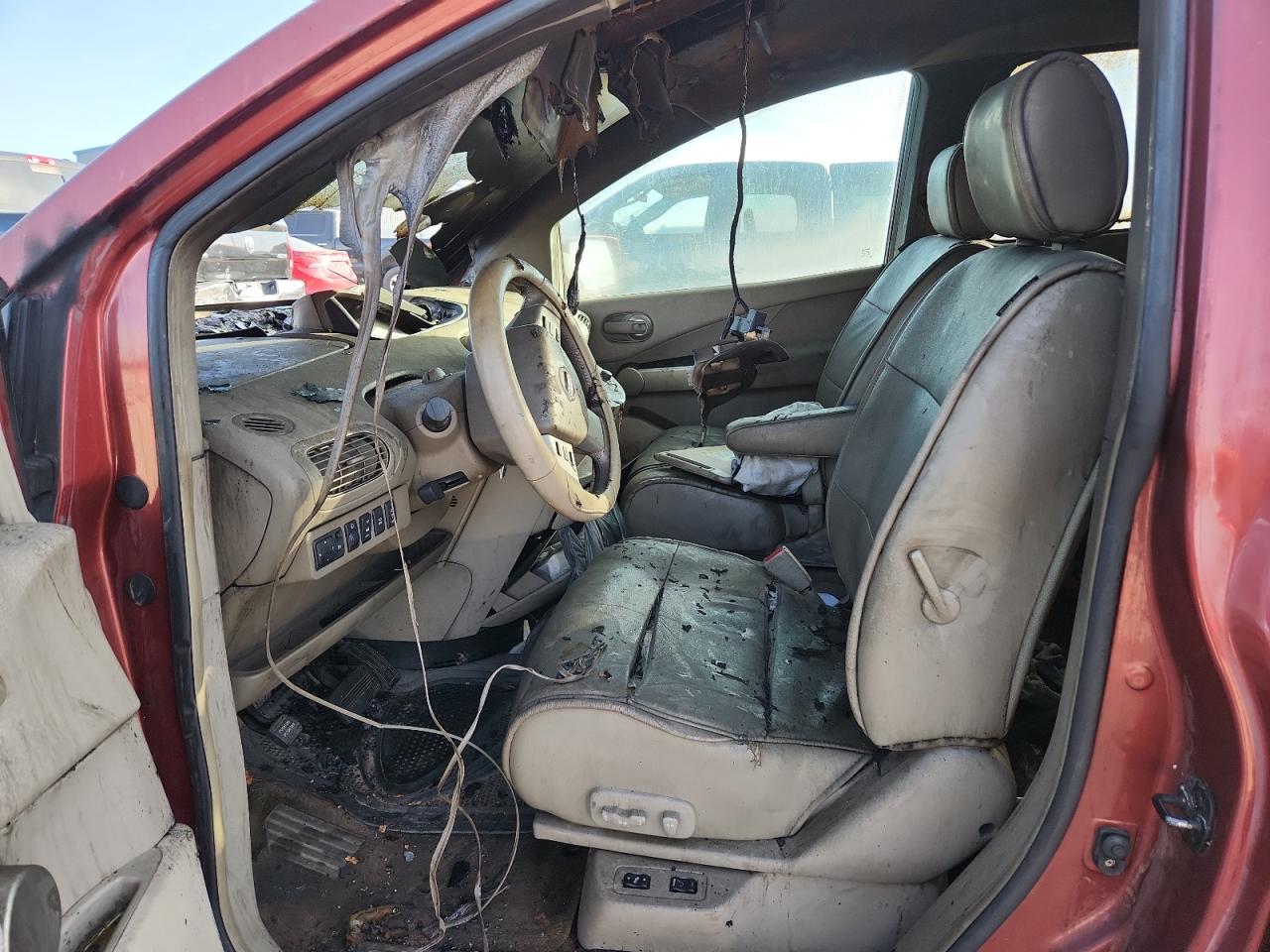 2004 Nissan Quest S Burgundy vin: 5N1BV28U24N337903