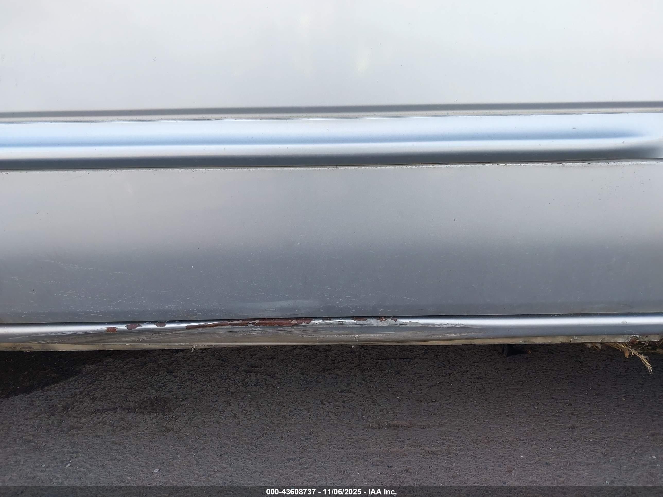 2009 Nissan Quest 3.5 Silver vin: 5N1BV28U29N104966