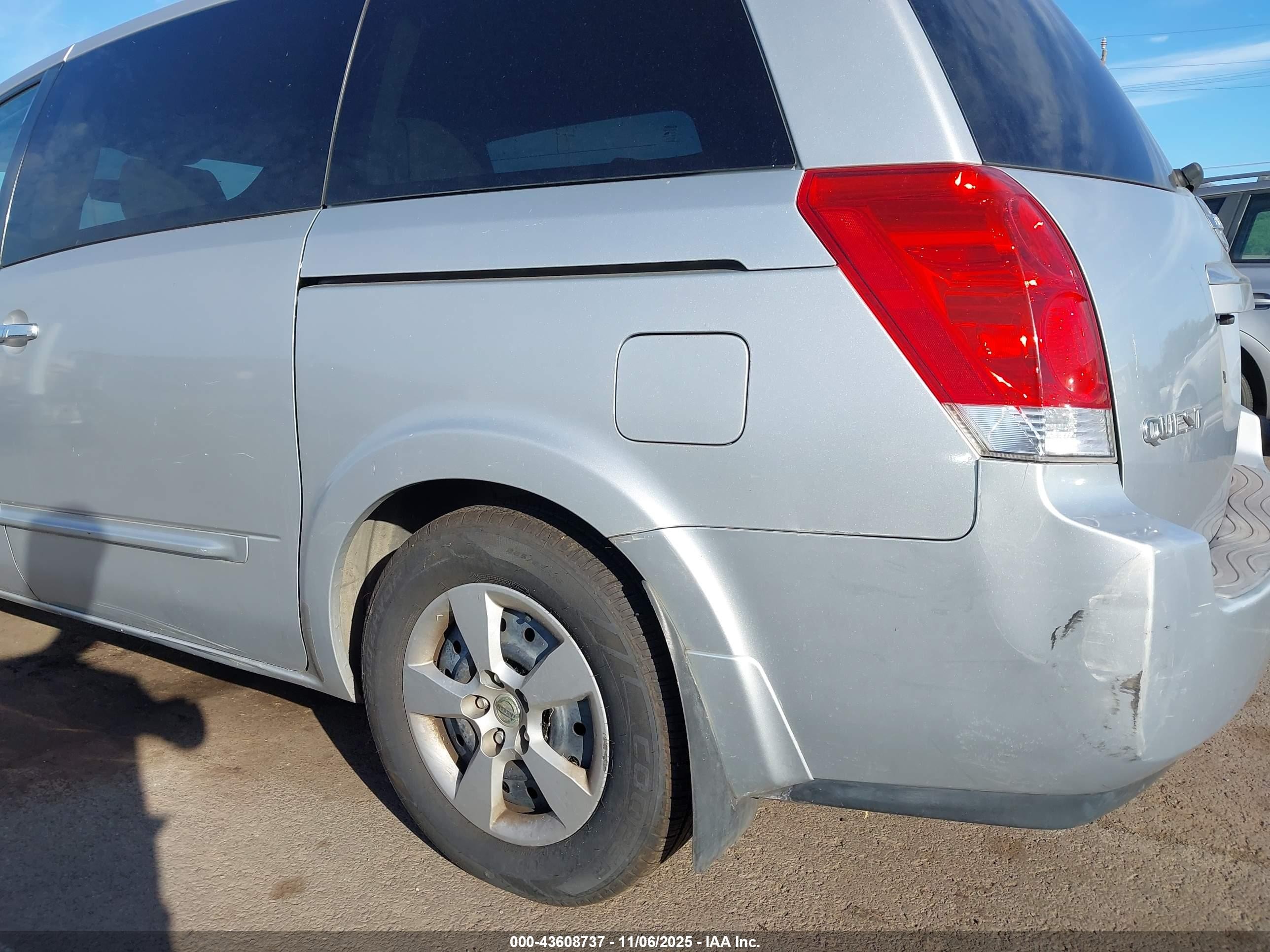 2009 Nissan Quest 3.5 Silver vin: 5N1BV28U29N104966