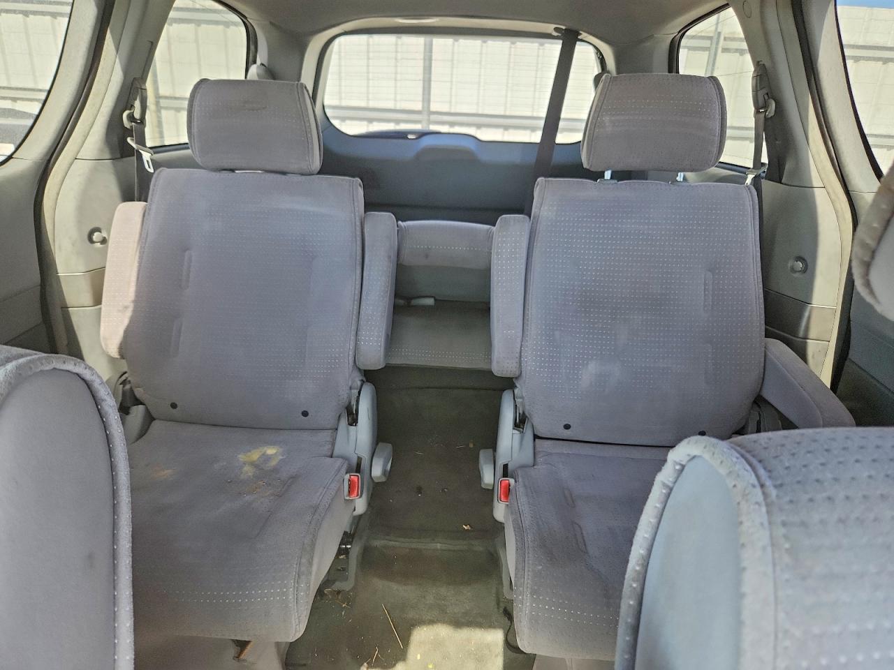 2005 Nissan Quest Silver vin: 5N1BV28U35N116196