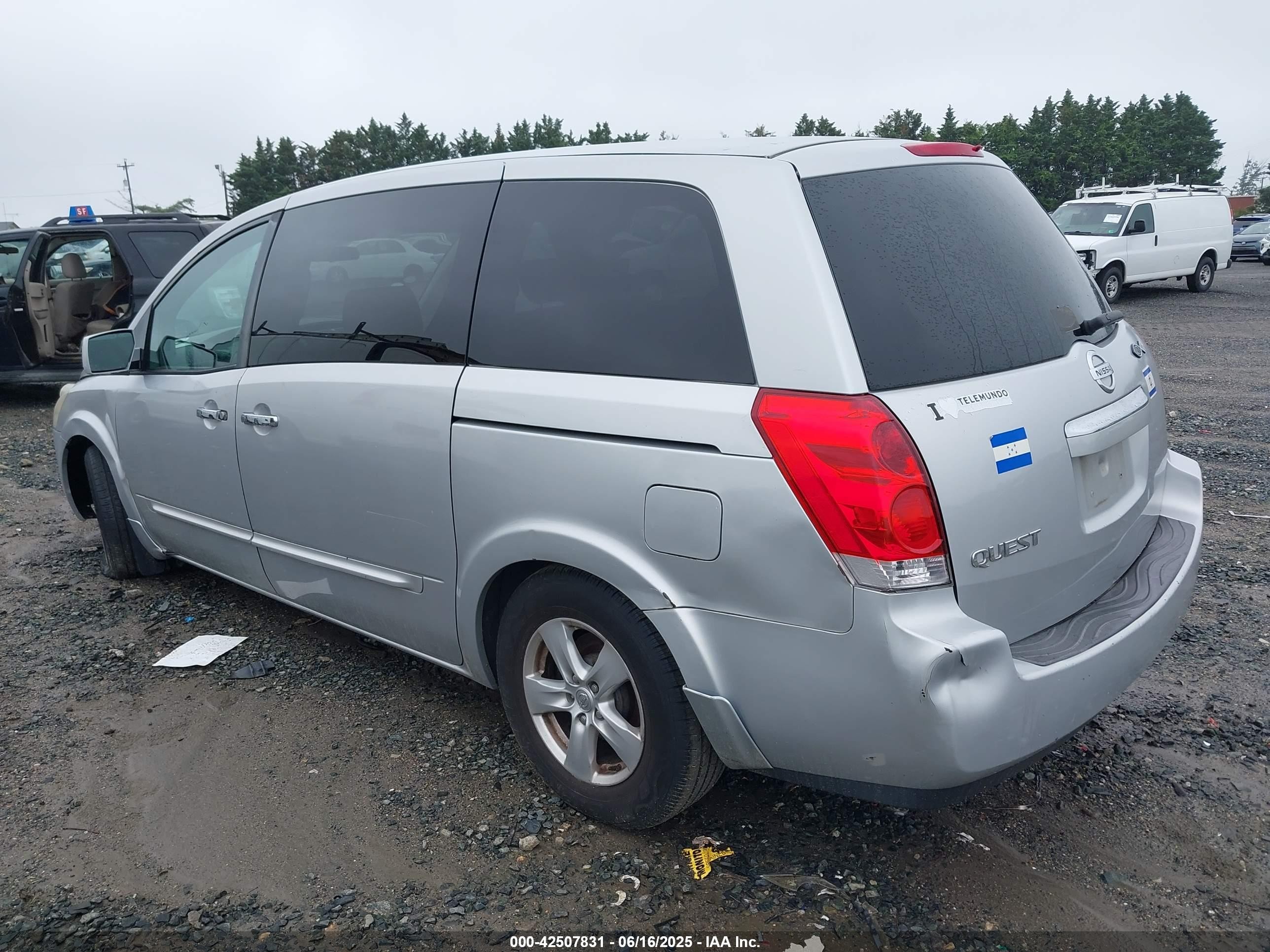 2009 Nissan Quest 3.5 Silver vin: 5N1BV28U49N102023
